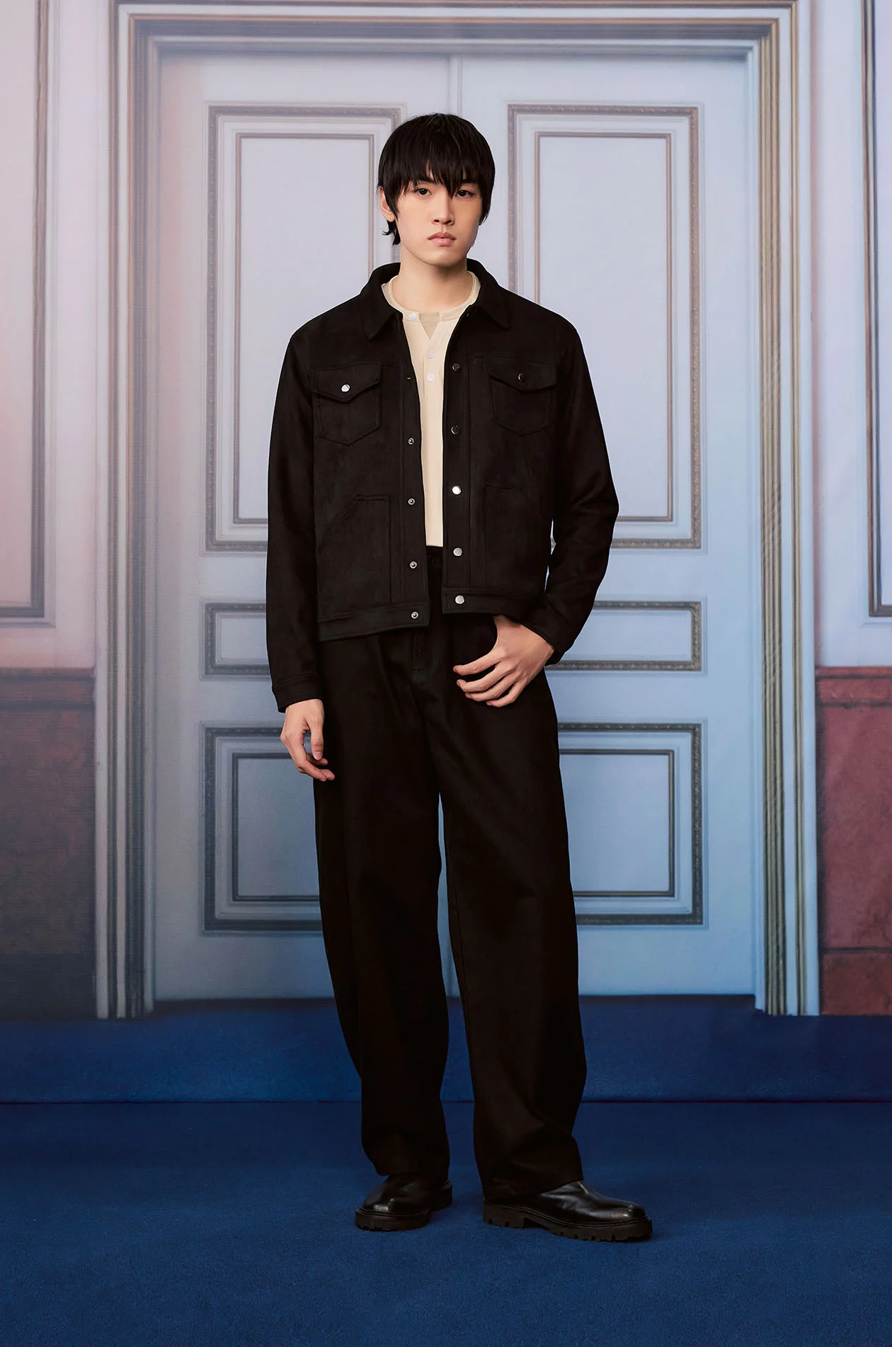 Classic Barrel Leg Jeans - Image 5