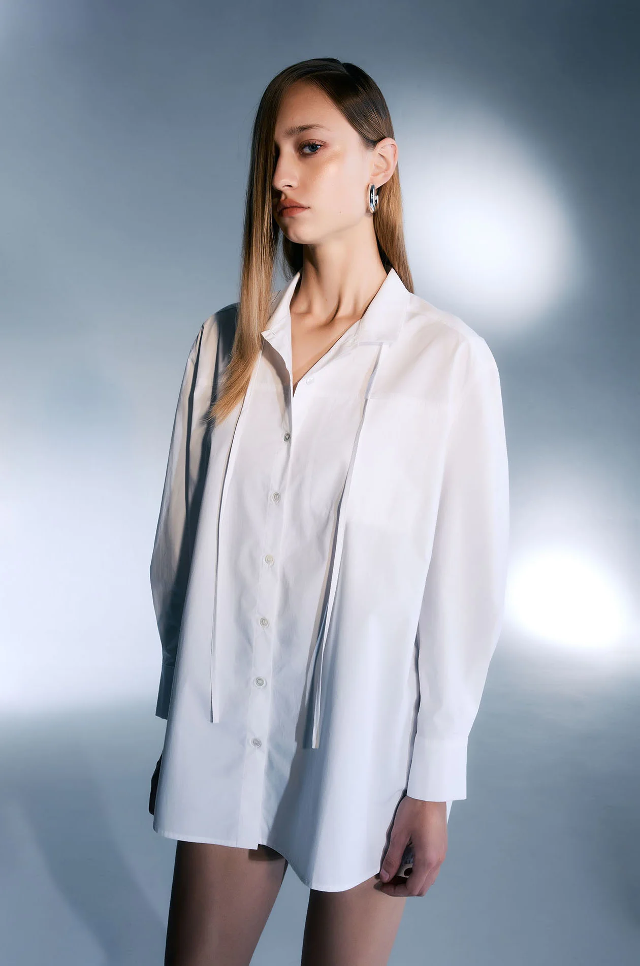 Spaghetti-Tie Collar Shirt with TunTun - Image 3
