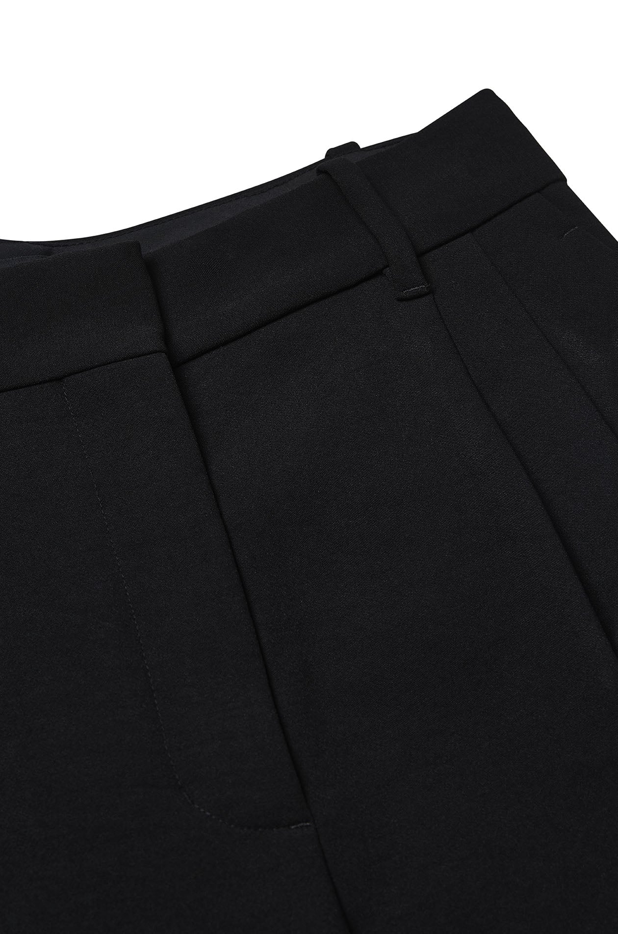 Straight Leg Creased Pants with TunTun - Image 5