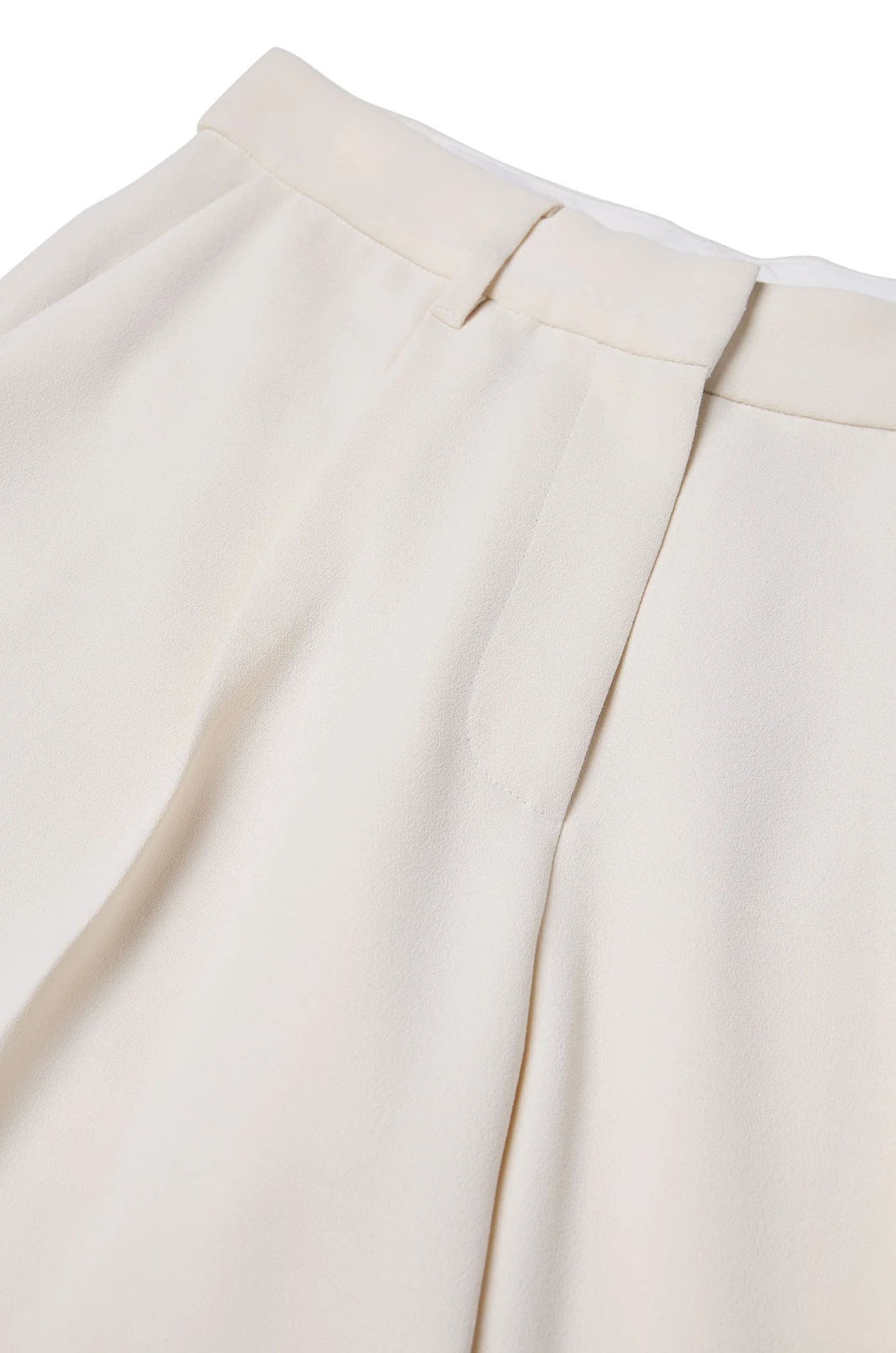 Straight Leg Pleated Pants with TunTun - Image 6