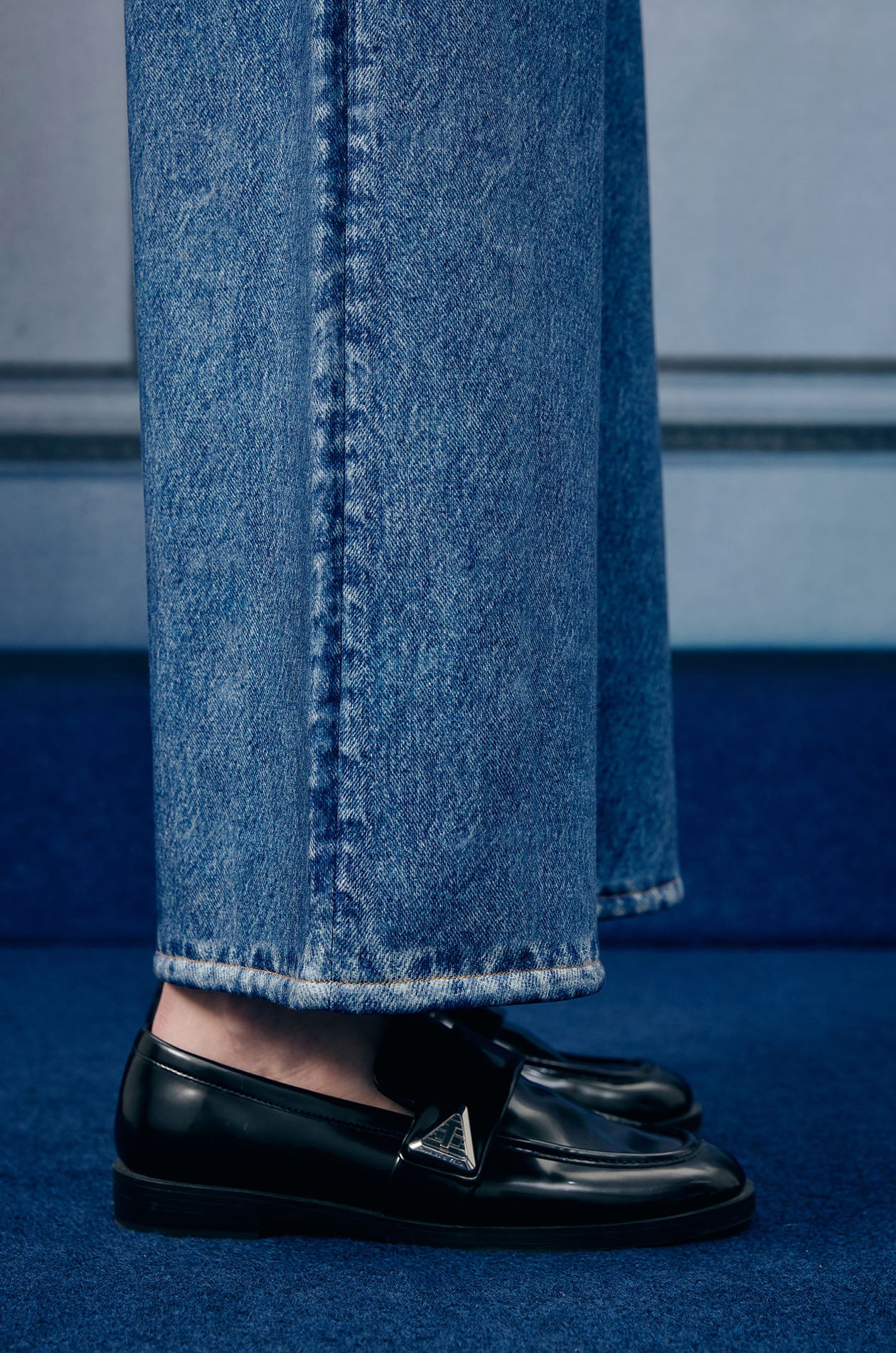 Scarf-Printed Jeans - Image 5