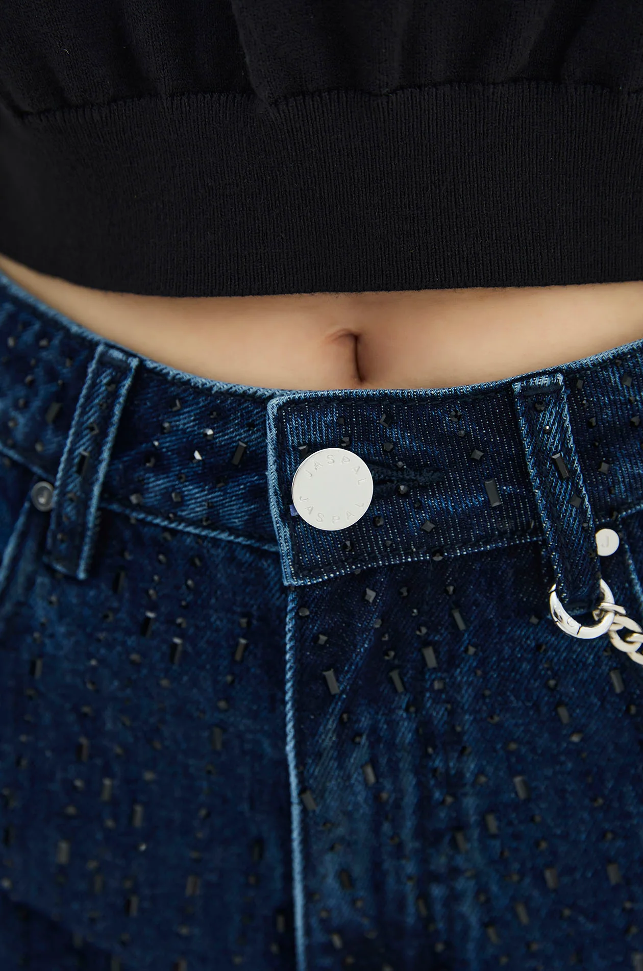 Embellished Barrel Leg Jeans with Gongkan - Image 4