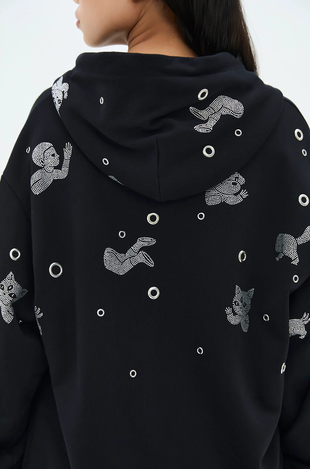 Embellished Hoodie with Gongkan - Image 6