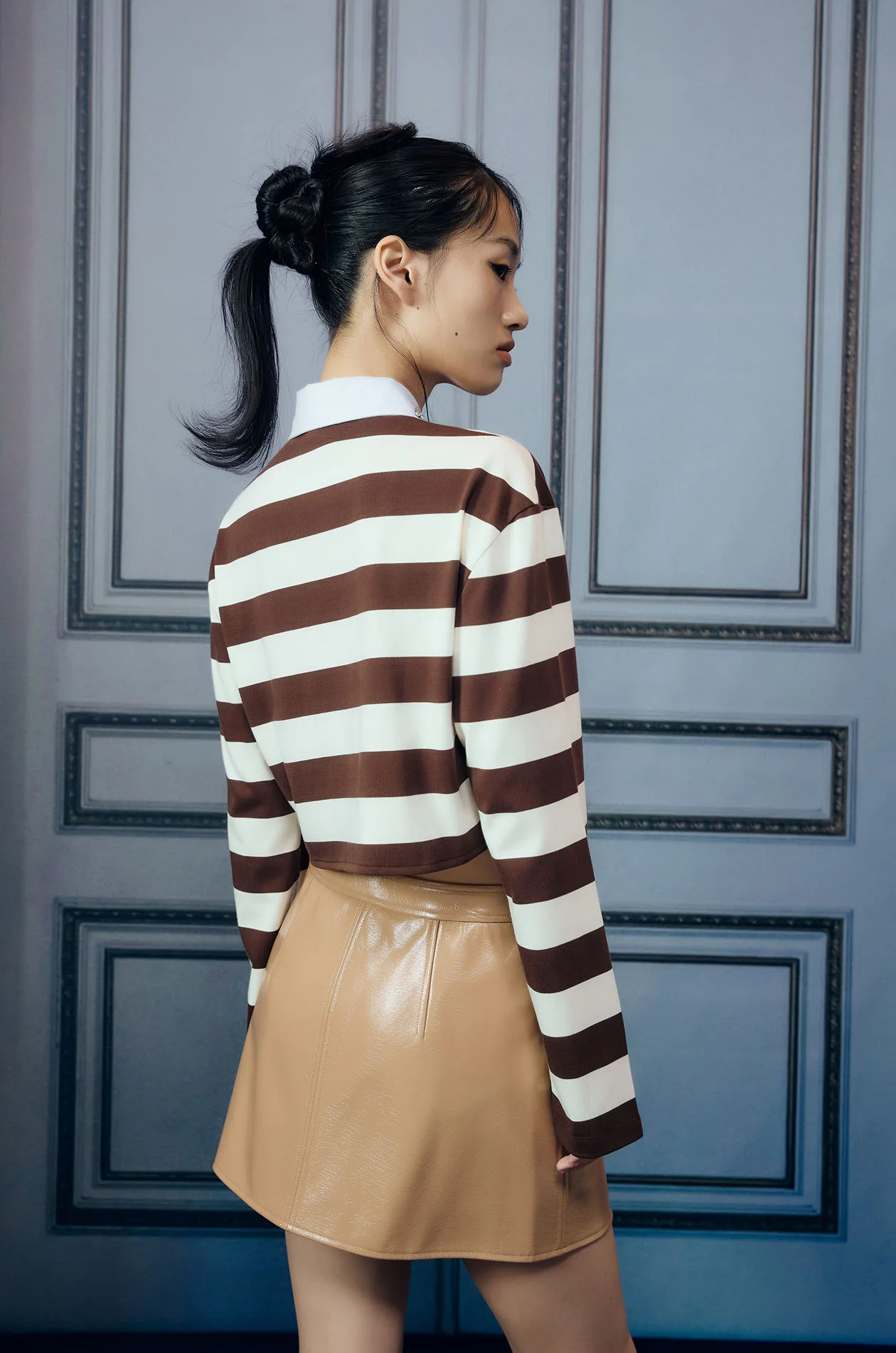 Tie-Hem Cropped Polo Shirt - Image 9