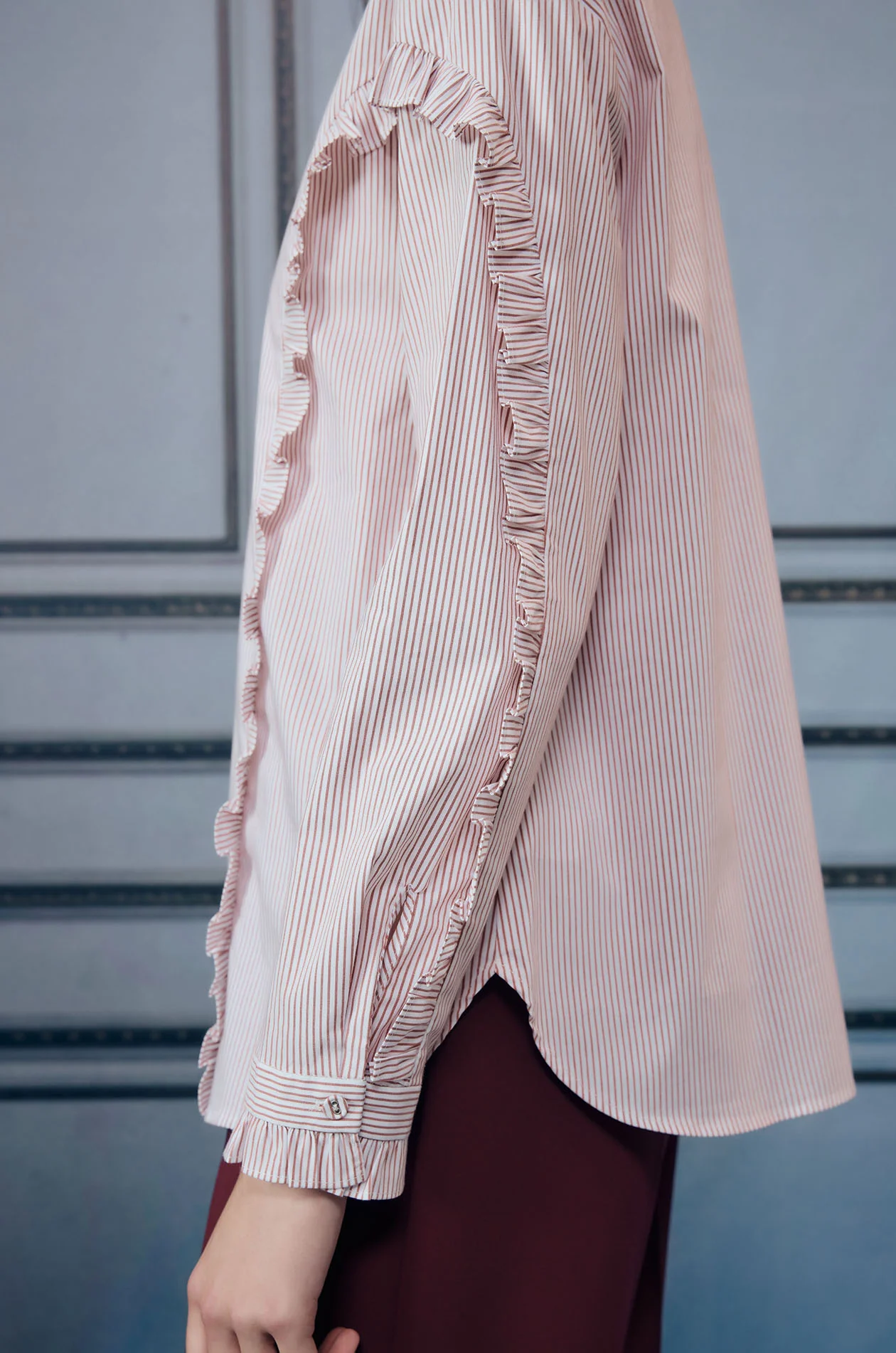 Collarless Striped Ruffle Shirt - Image 4