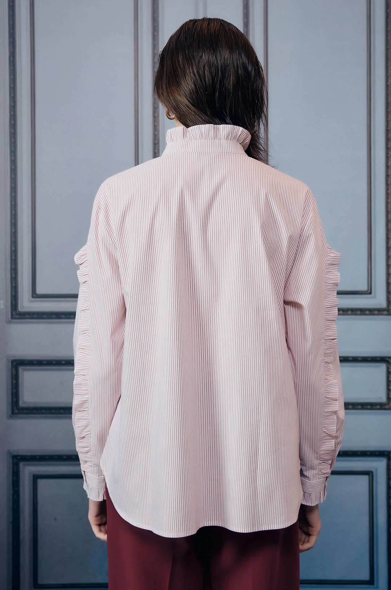 Collarless Striped Ruffle Shirt - Image 5