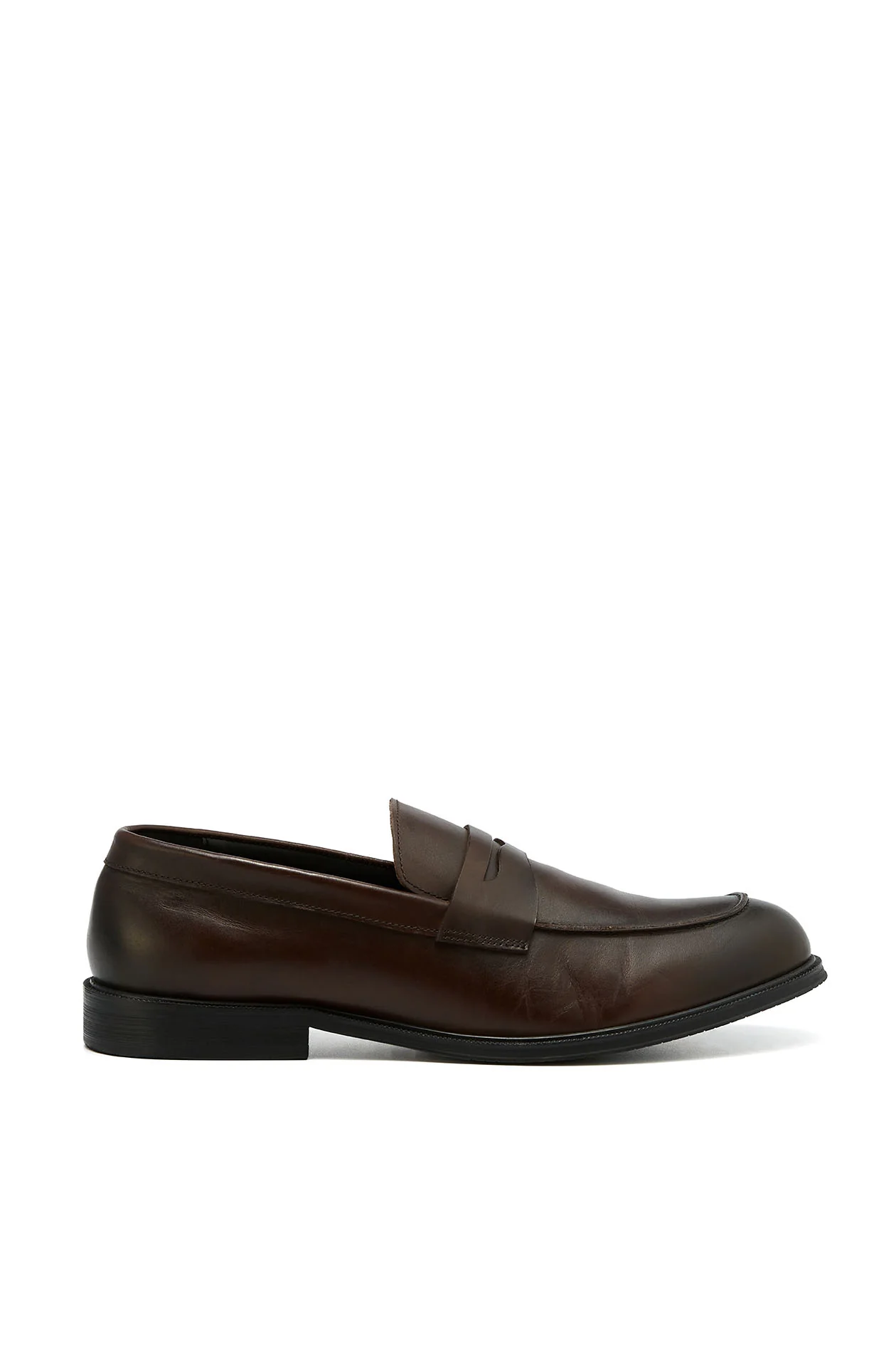 Classic Leather Loafer - Image 3