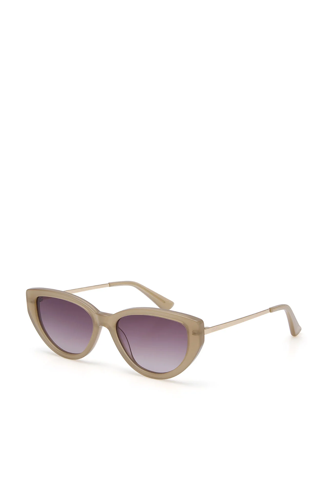 Classy Cat-Eye Sunglasses