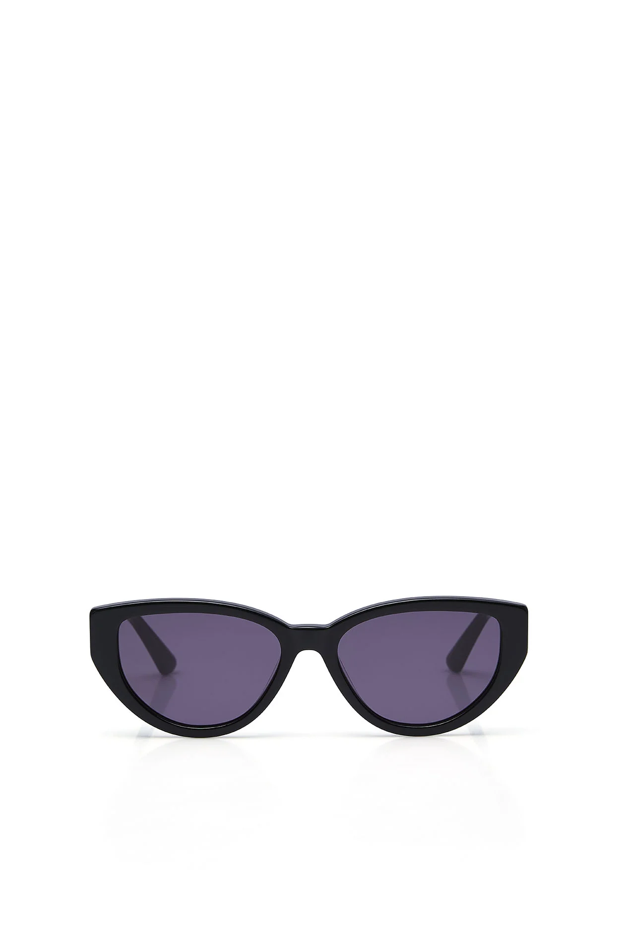 Classy Cat-Eye Sunglasses - Image 5