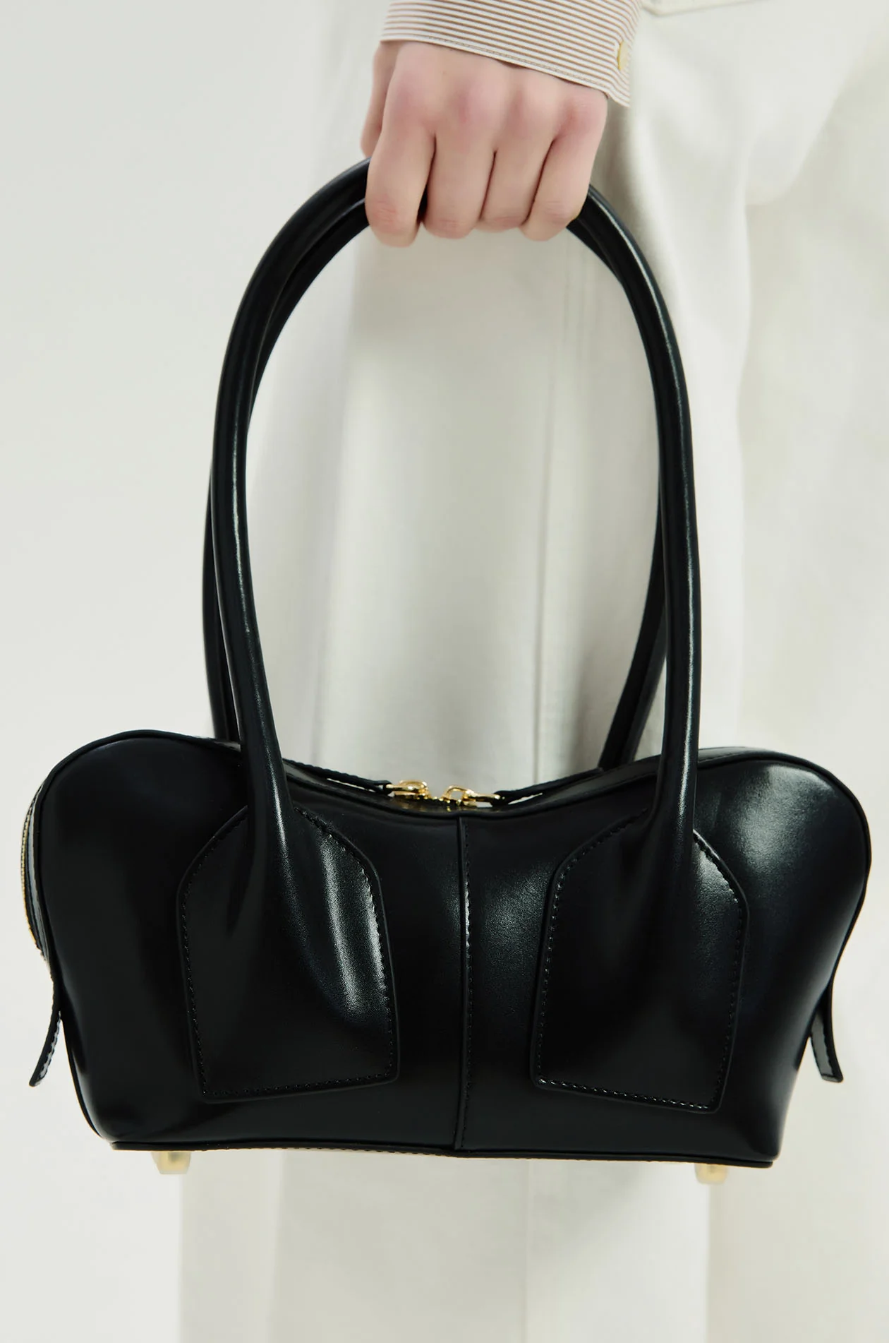 Echo Bag in Leather - Image 3