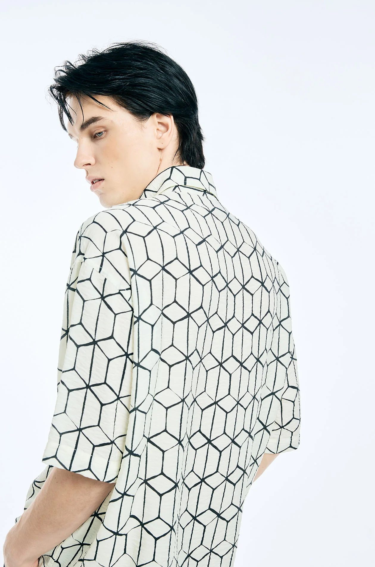 Tessellation Printed Crinkled Shirt - Image 3