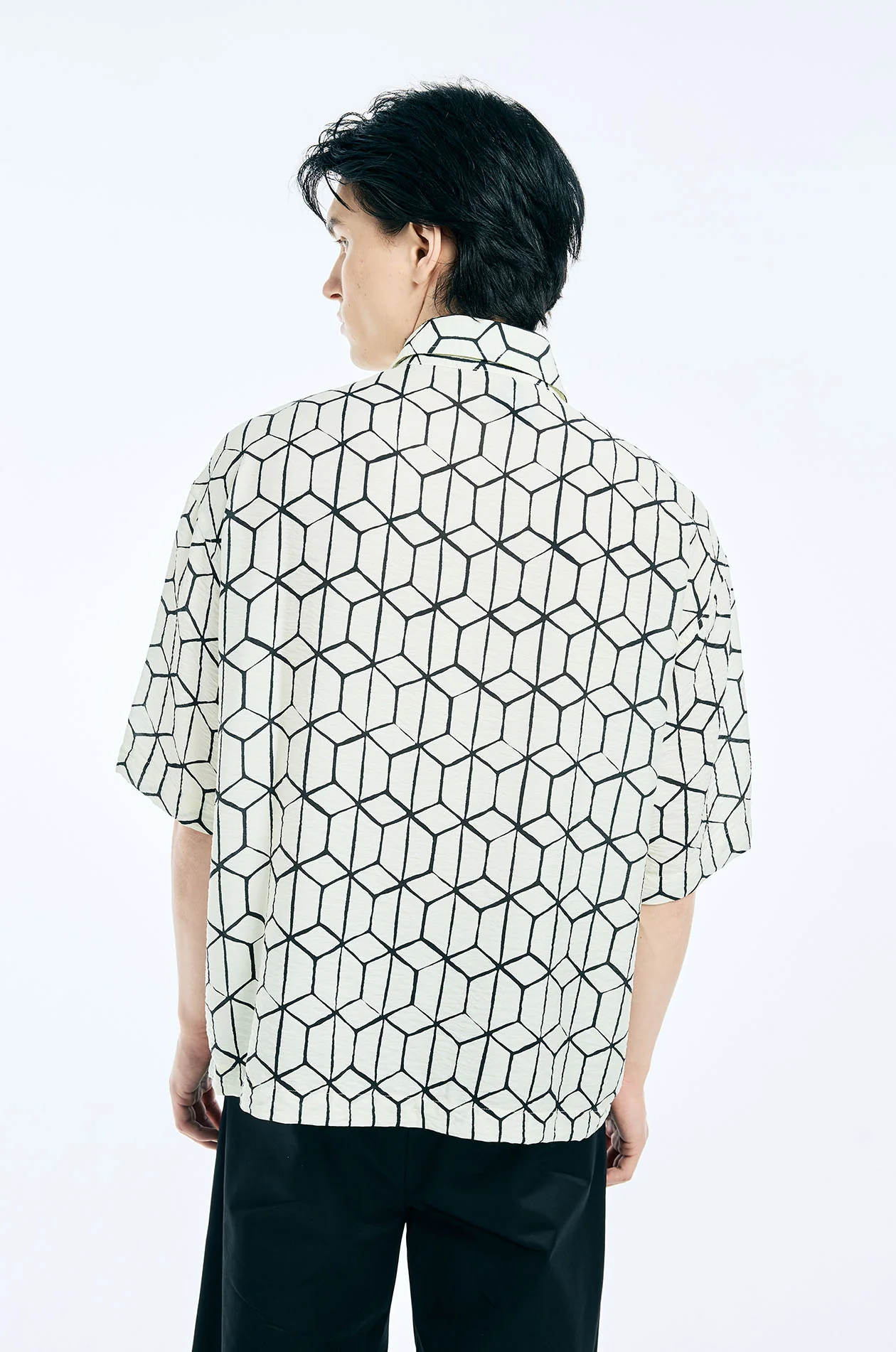 Tessellation Printed Crinkled Shirt - Image 4