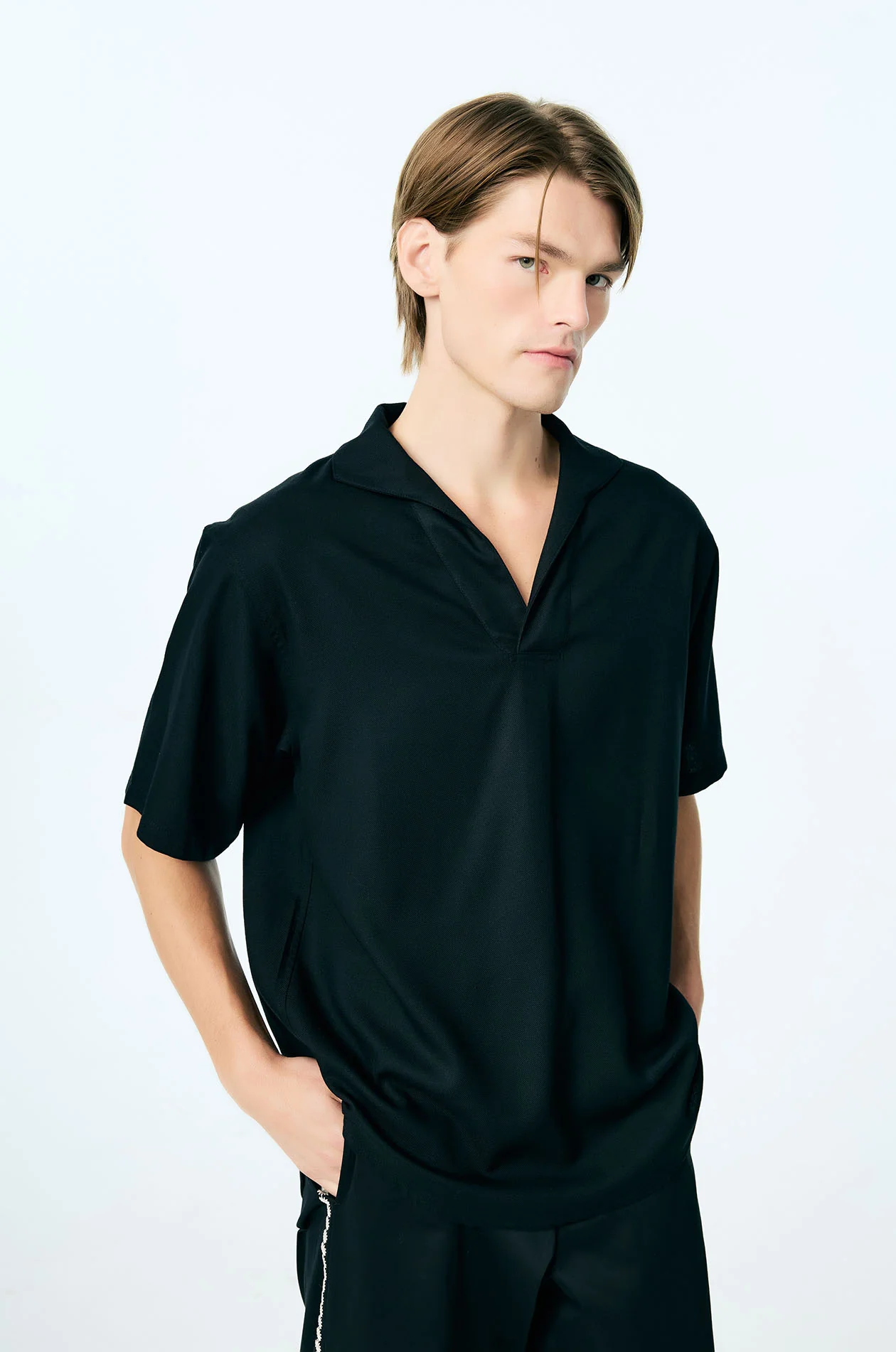 Open-Collar Linen-Blend Polo - Image 2