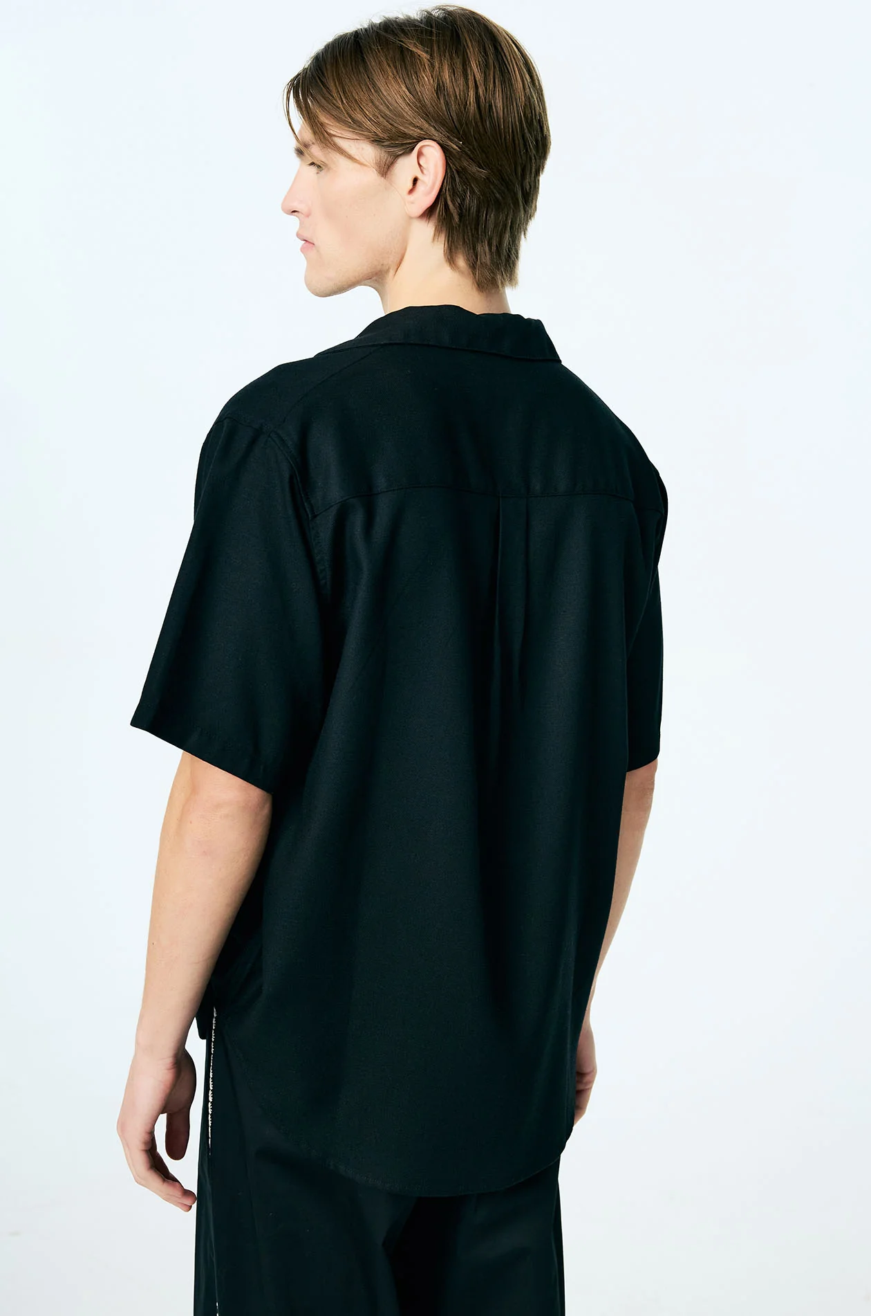 Open-Collar Linen-Blend Polo - Image 3