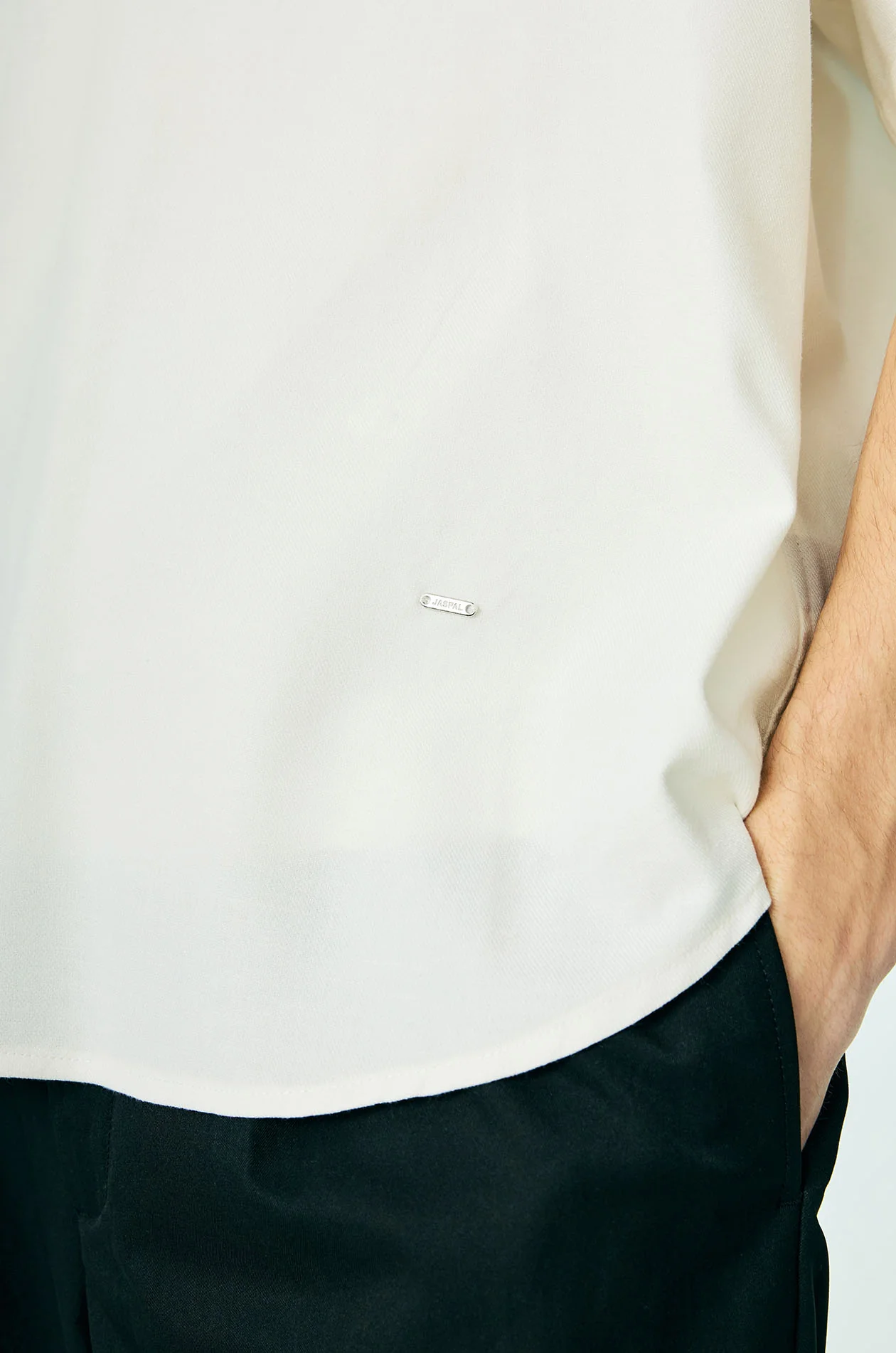 Open-Collar Linen-Blend Polo - Image 6