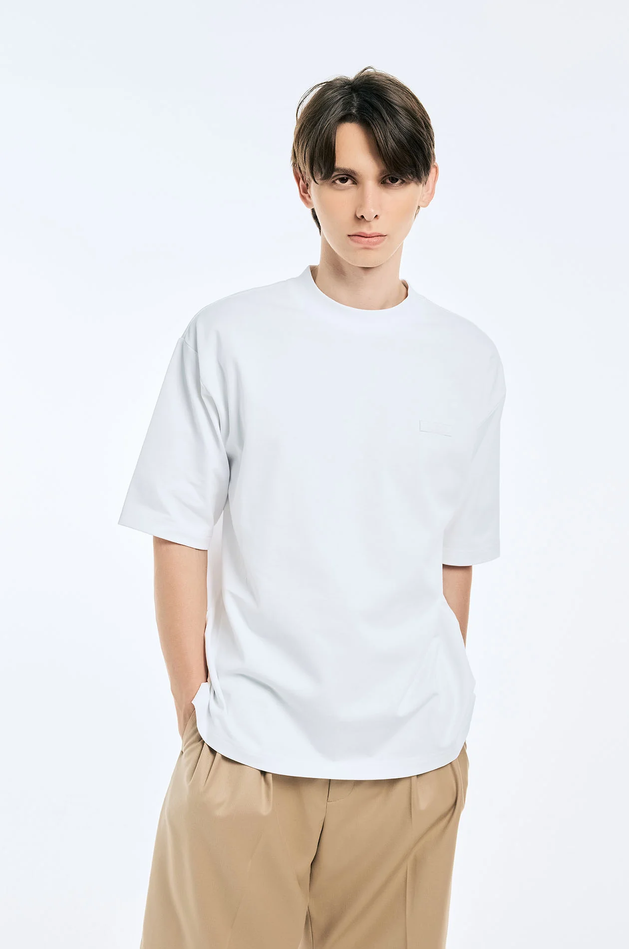 Oversized T-Shirt with Badge - Image 21