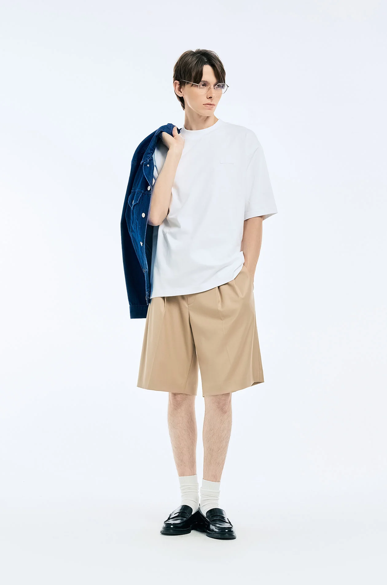 Oversized T-Shirt with Badge - Image 24