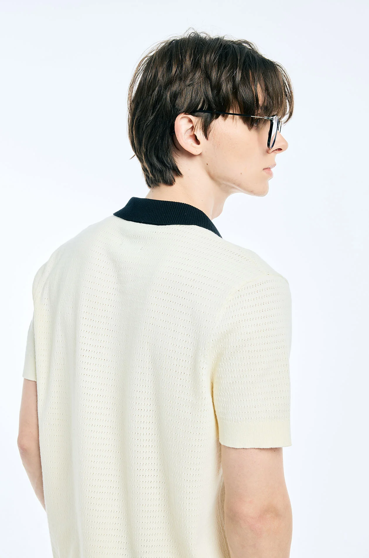 Contrast Collar Knit Polo Shirt - Image 4
