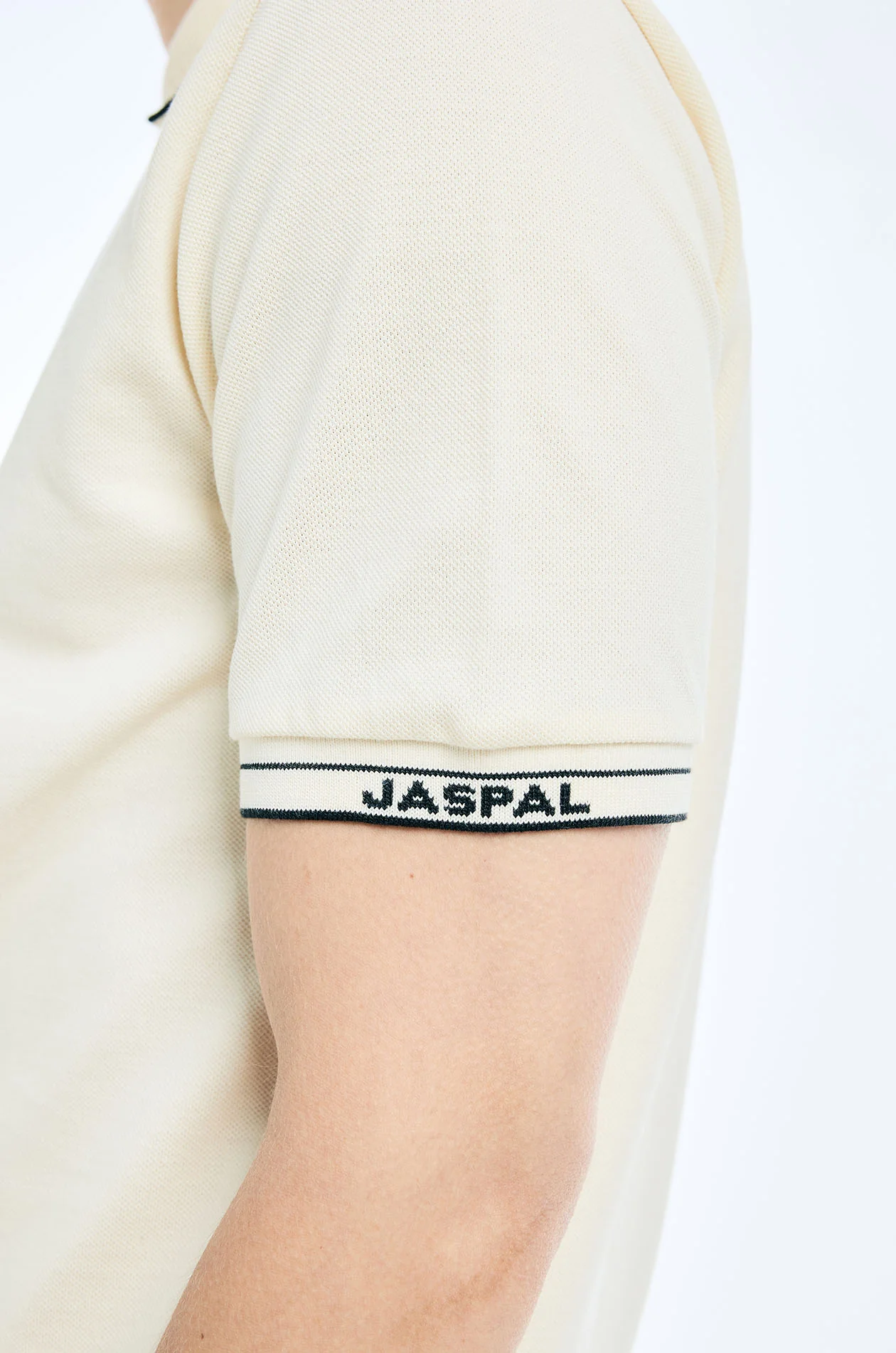 Texture-Collar Zipper Polo Shirt - Image 3
