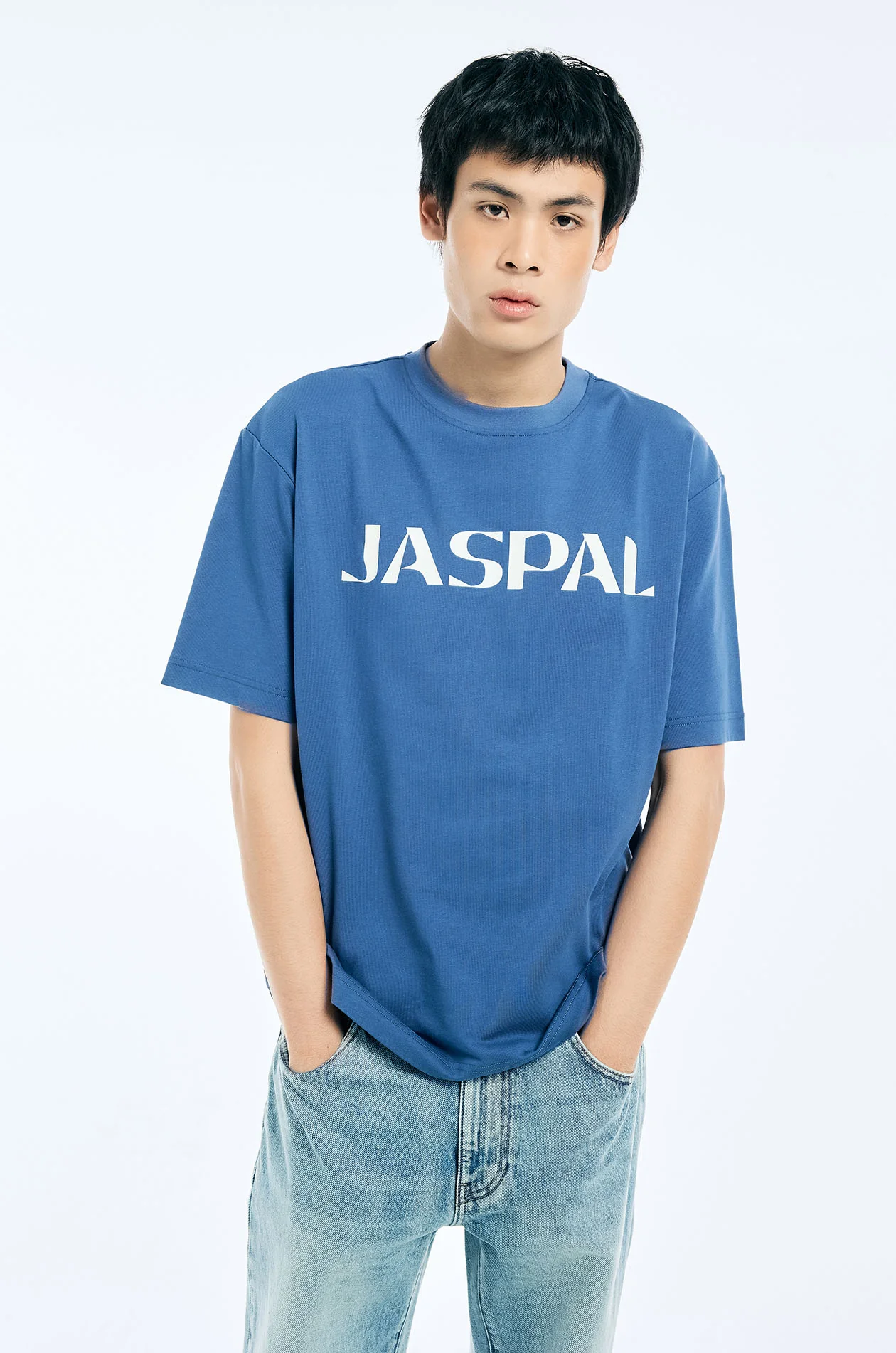 Contrast Logo Oversized T-Shirt - Image 7