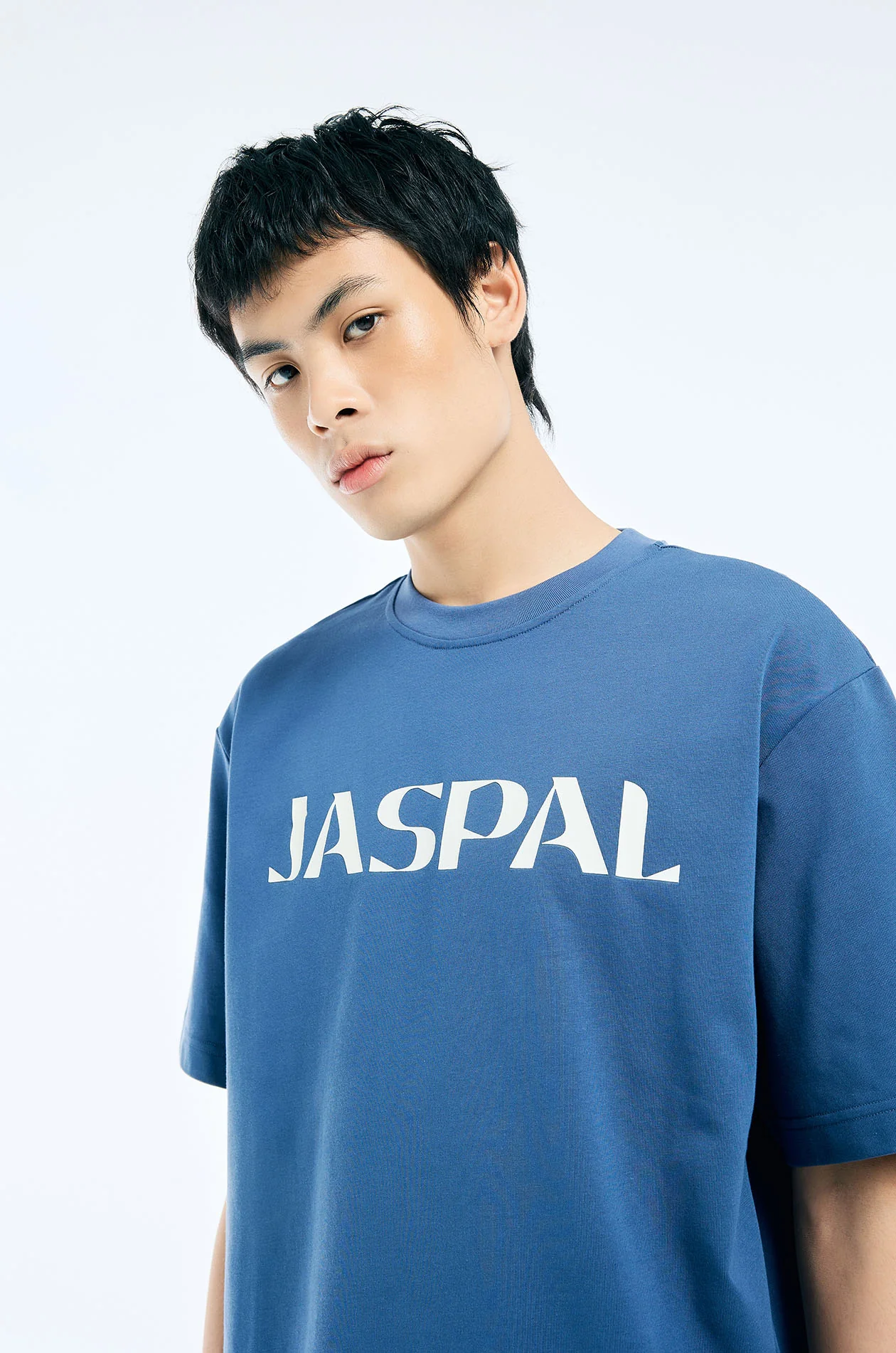 Contrast Logo Oversized T-Shirt - Image 8