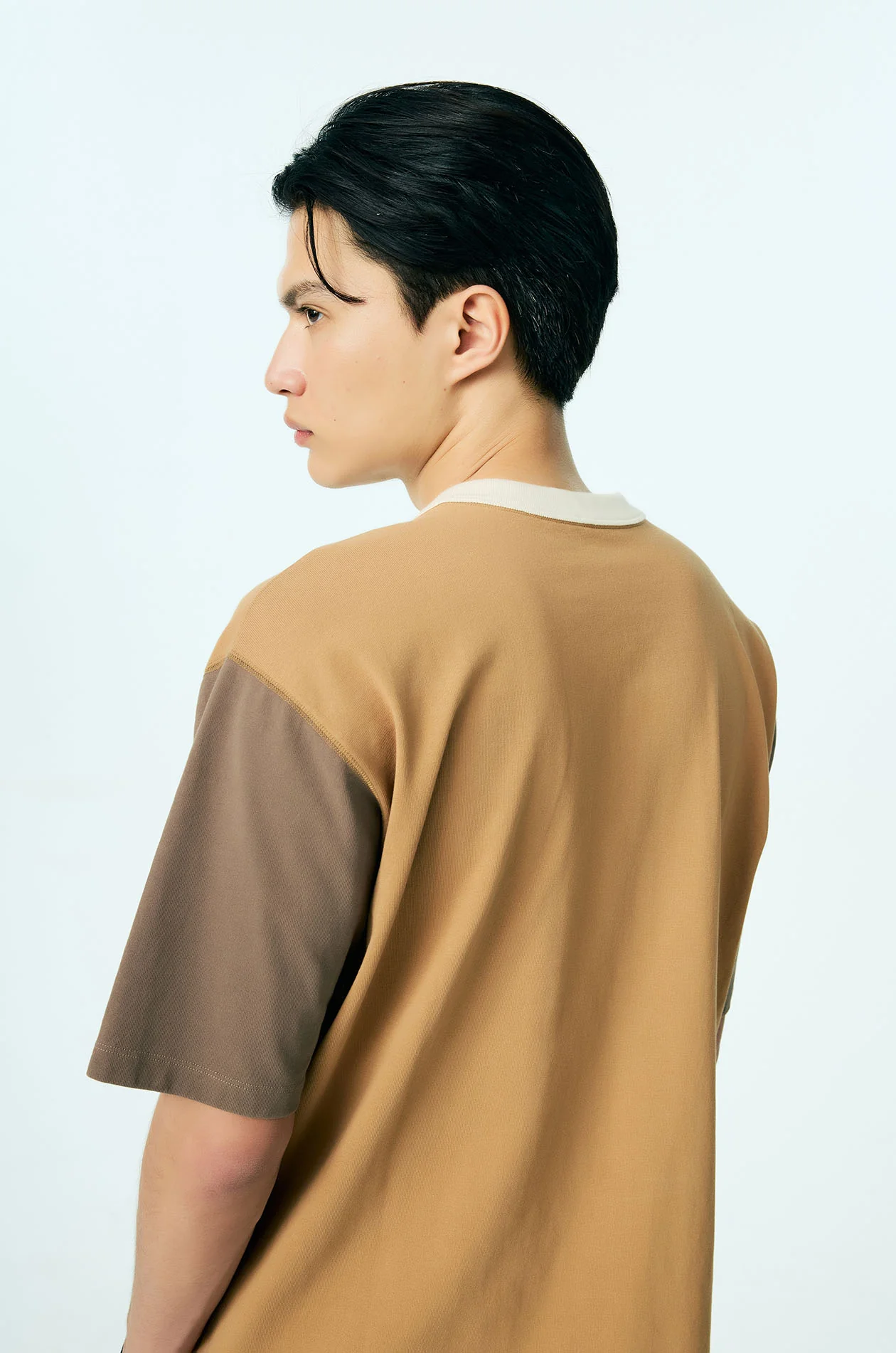 Color-Block Oversized T-Shirt - Image 4