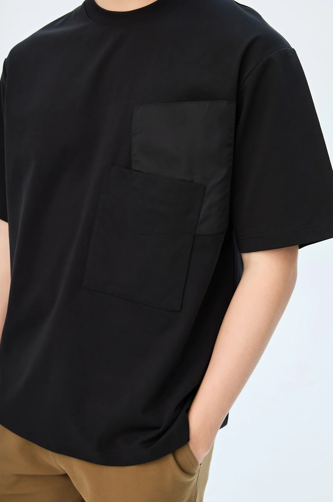 Double Pocket Oversized T-Shirt - Image 4