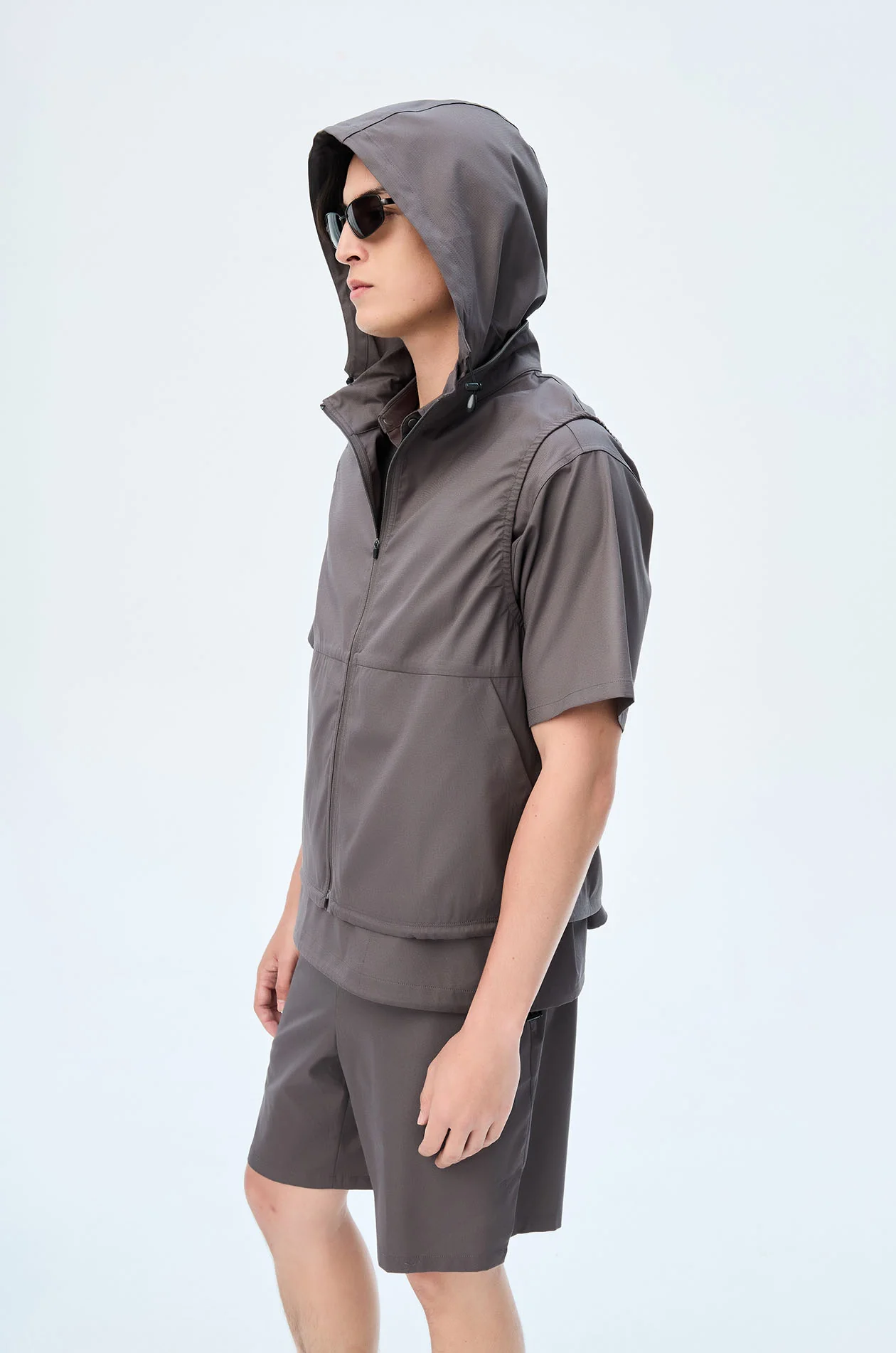 Hidden Hooded Sports Vest - Image 3