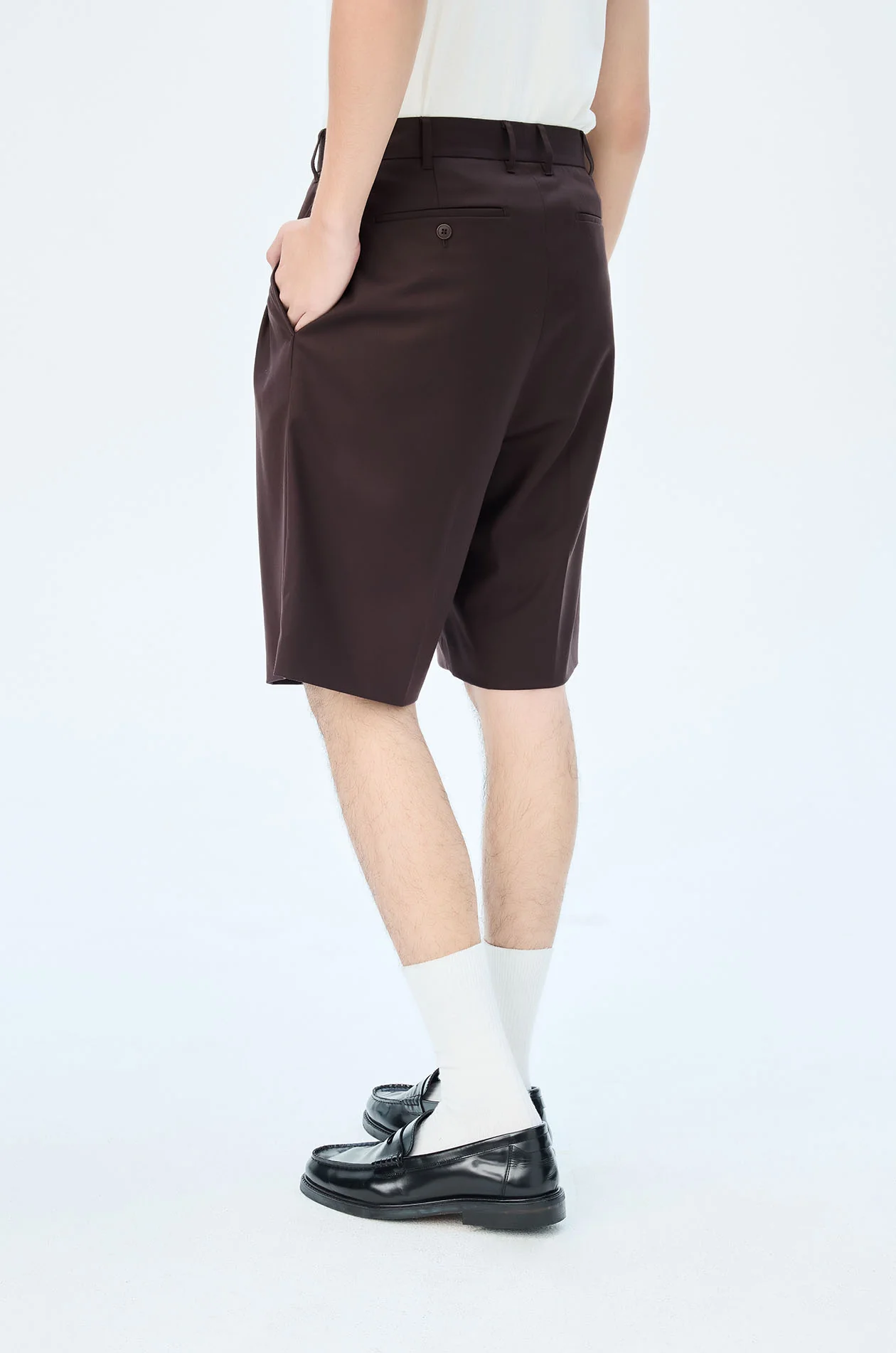 Pleated Tailored Shorts - Image 7