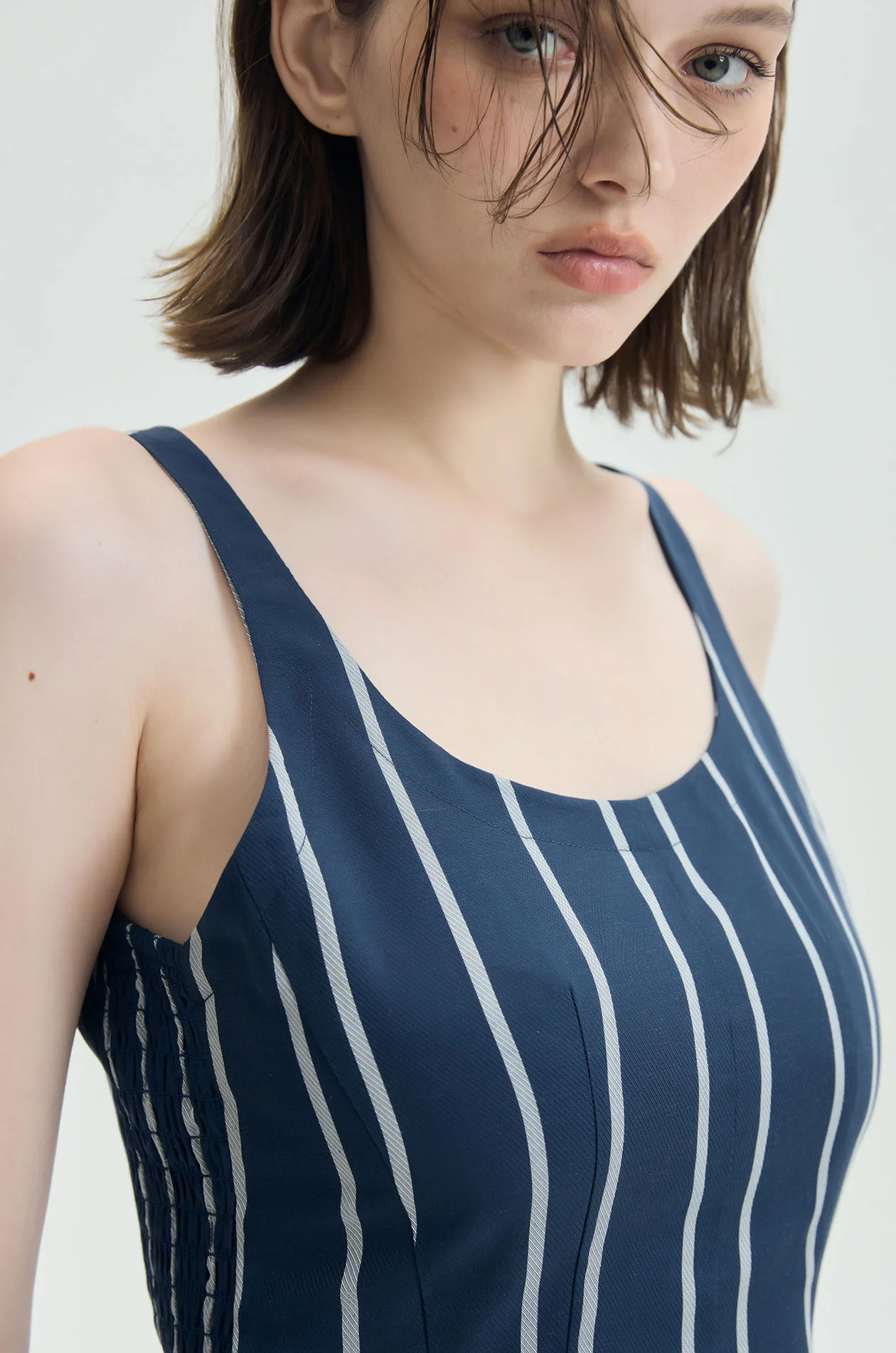 Longline Hourglasses Casual Vest - Image 3