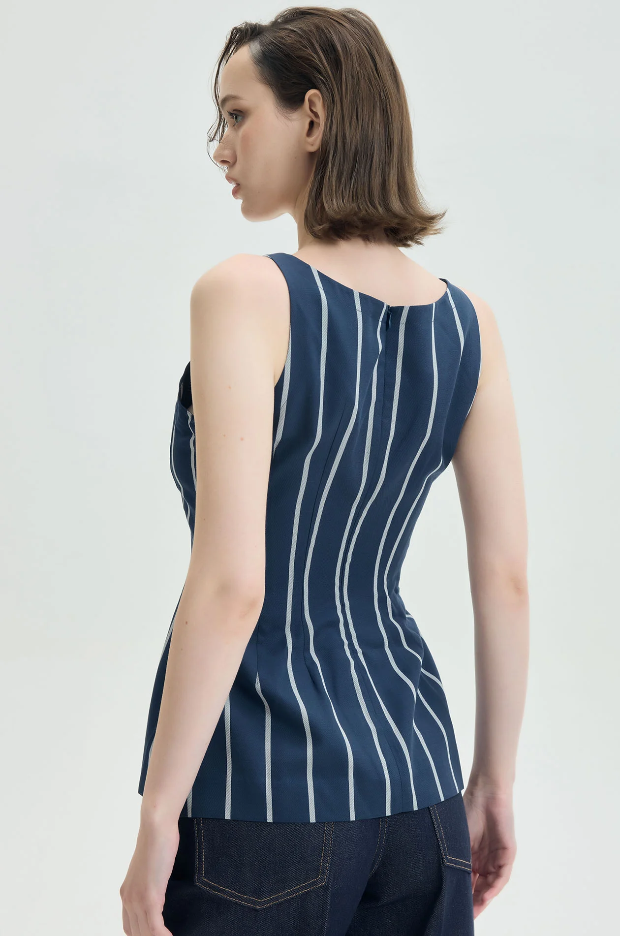 Longline Hourglasses Casual Vest - Image 4
