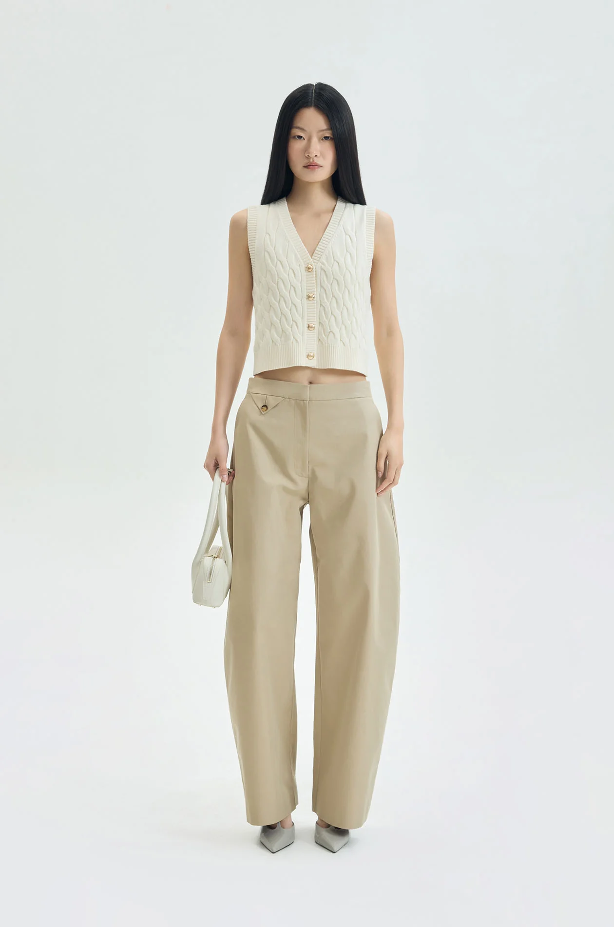 Cable‑Knit Cropped Sweater Vest