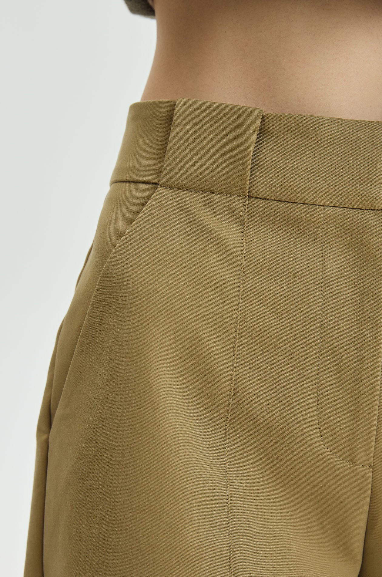 Clean‑Cut Twill Pants - Image 3