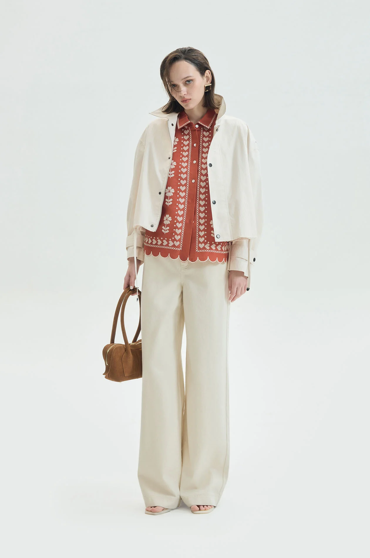 Embroidered Scallop Resort Shirt