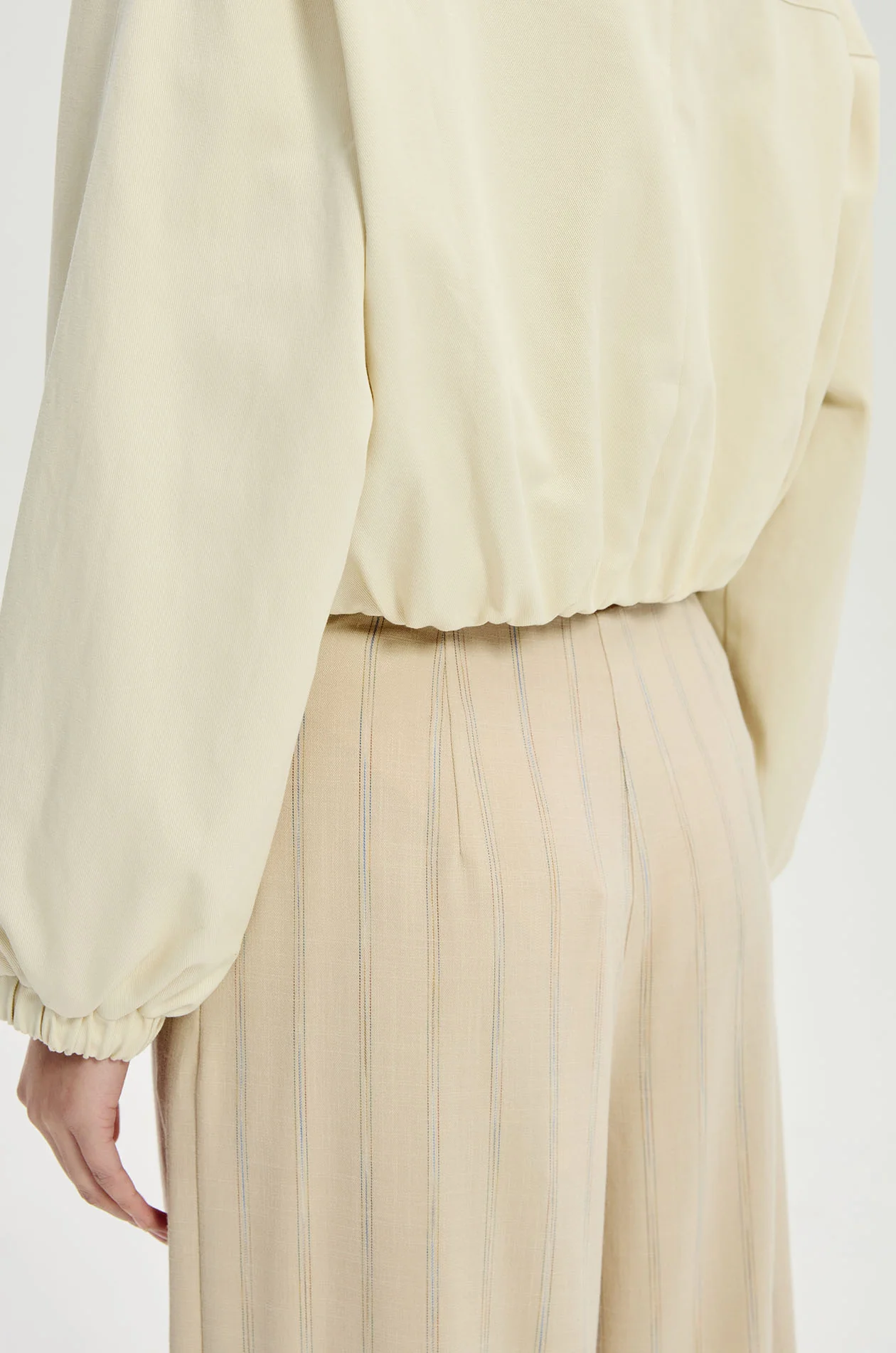 Funnel Neck Cropped Jacket - Image 5