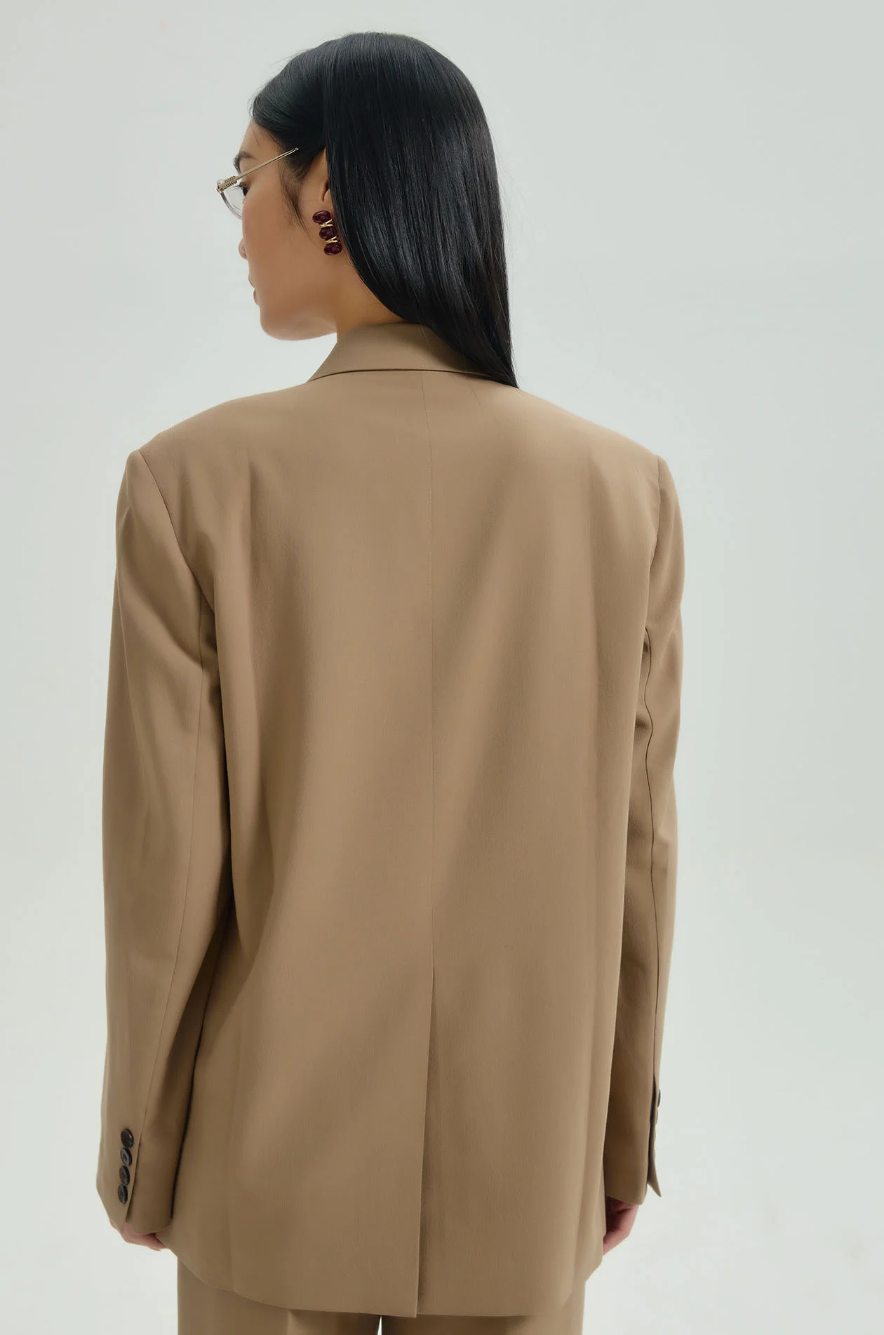 Crinkled Double-Breasted Lightweight Blazer - Image 19