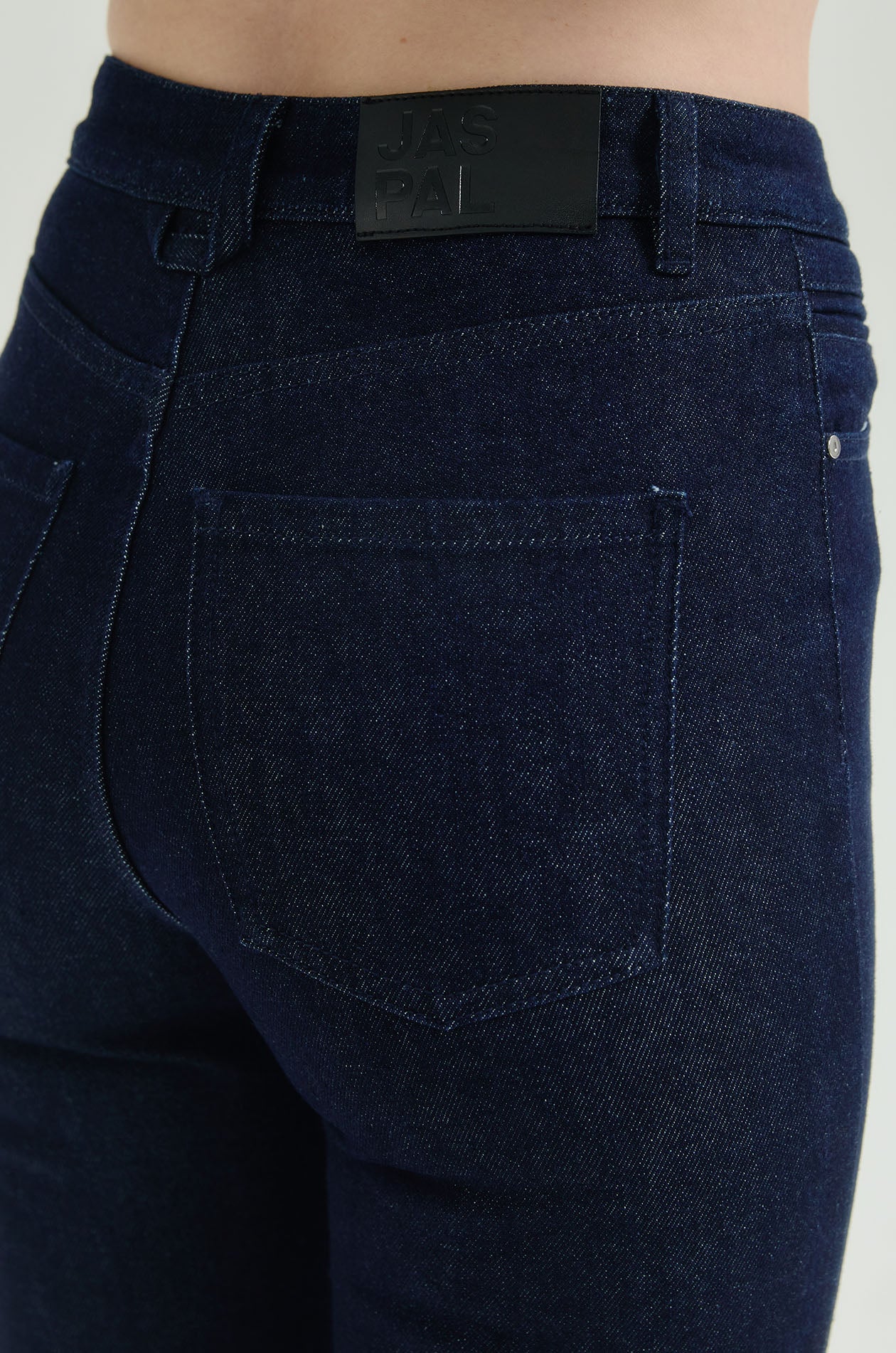 Slim Fit Cropped Flare Jeans - Image 5