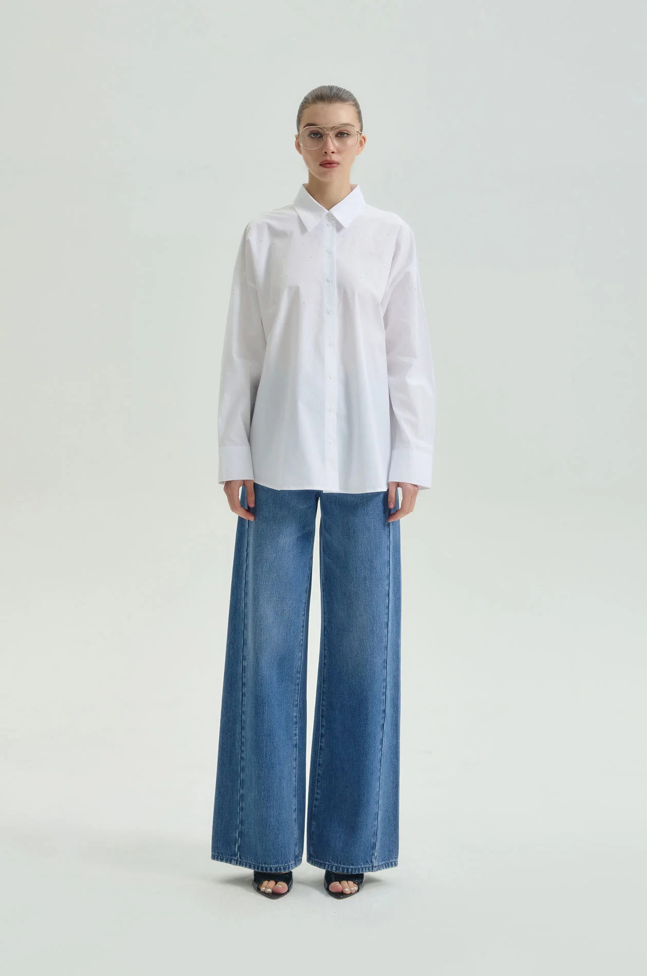 THE HORIZON Wide Leg Jeans
