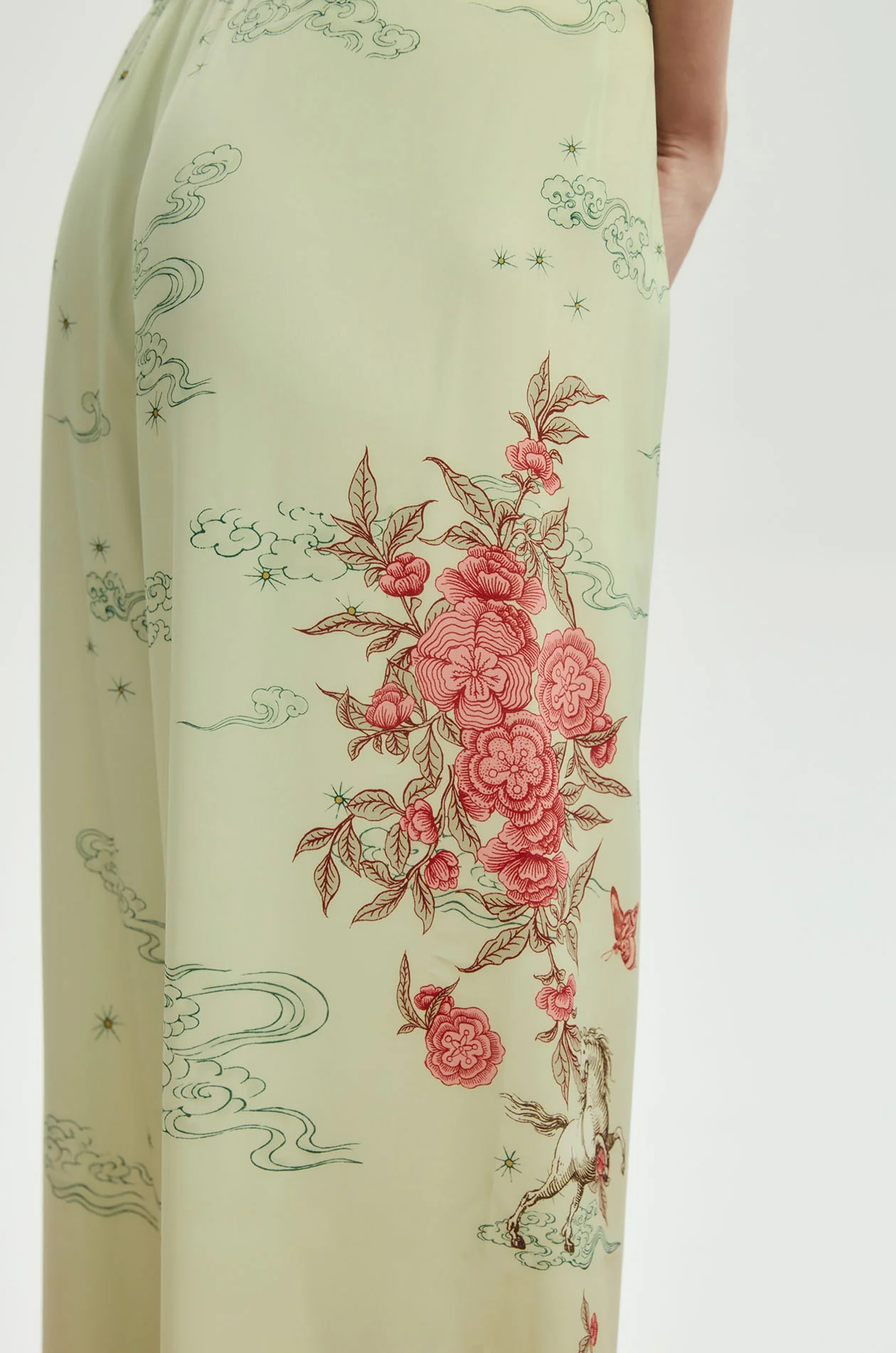 Floral Printed Satin Pants - Image 4