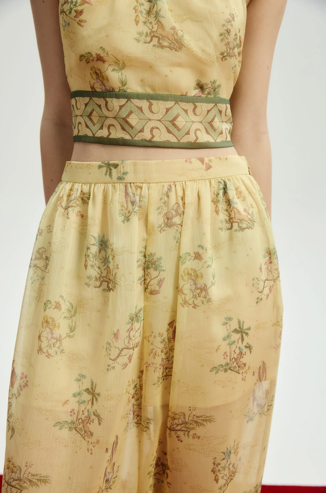 Motif Printed Chiffon Balloon Pants - Image 3