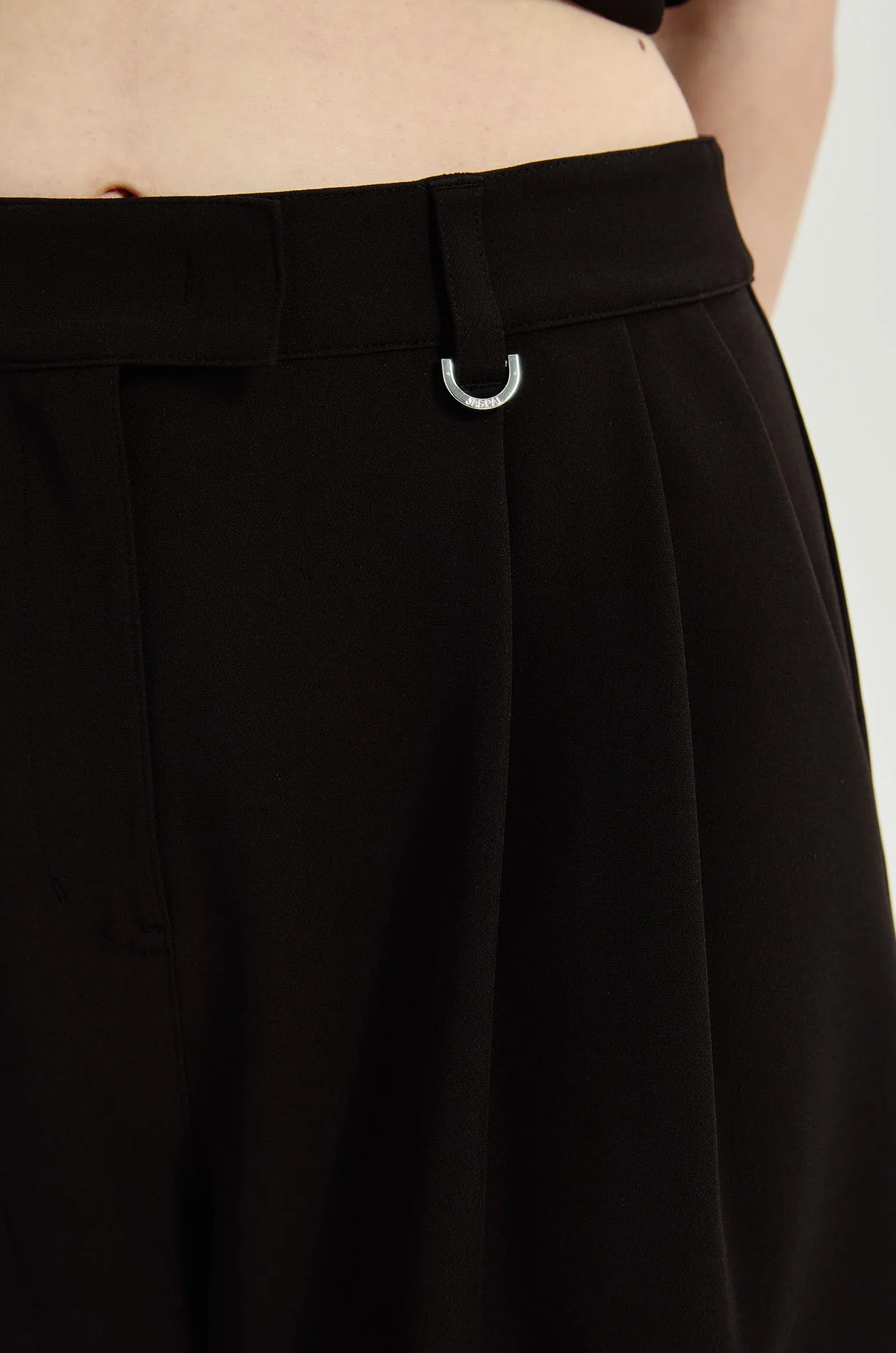 Barrel‑Leg Suiting Pants - Image 3