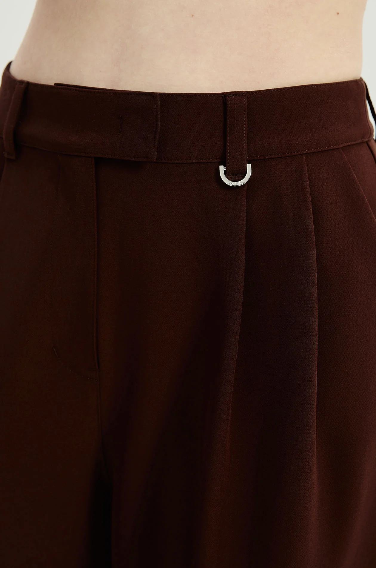 Barrel‑Leg Suiting Pants - Image 7