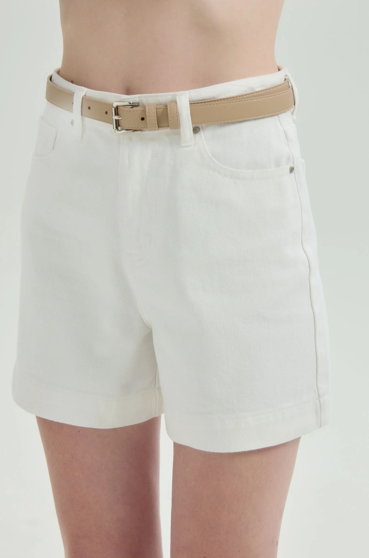 THE FRESH Denim Shorts in White - Image 3