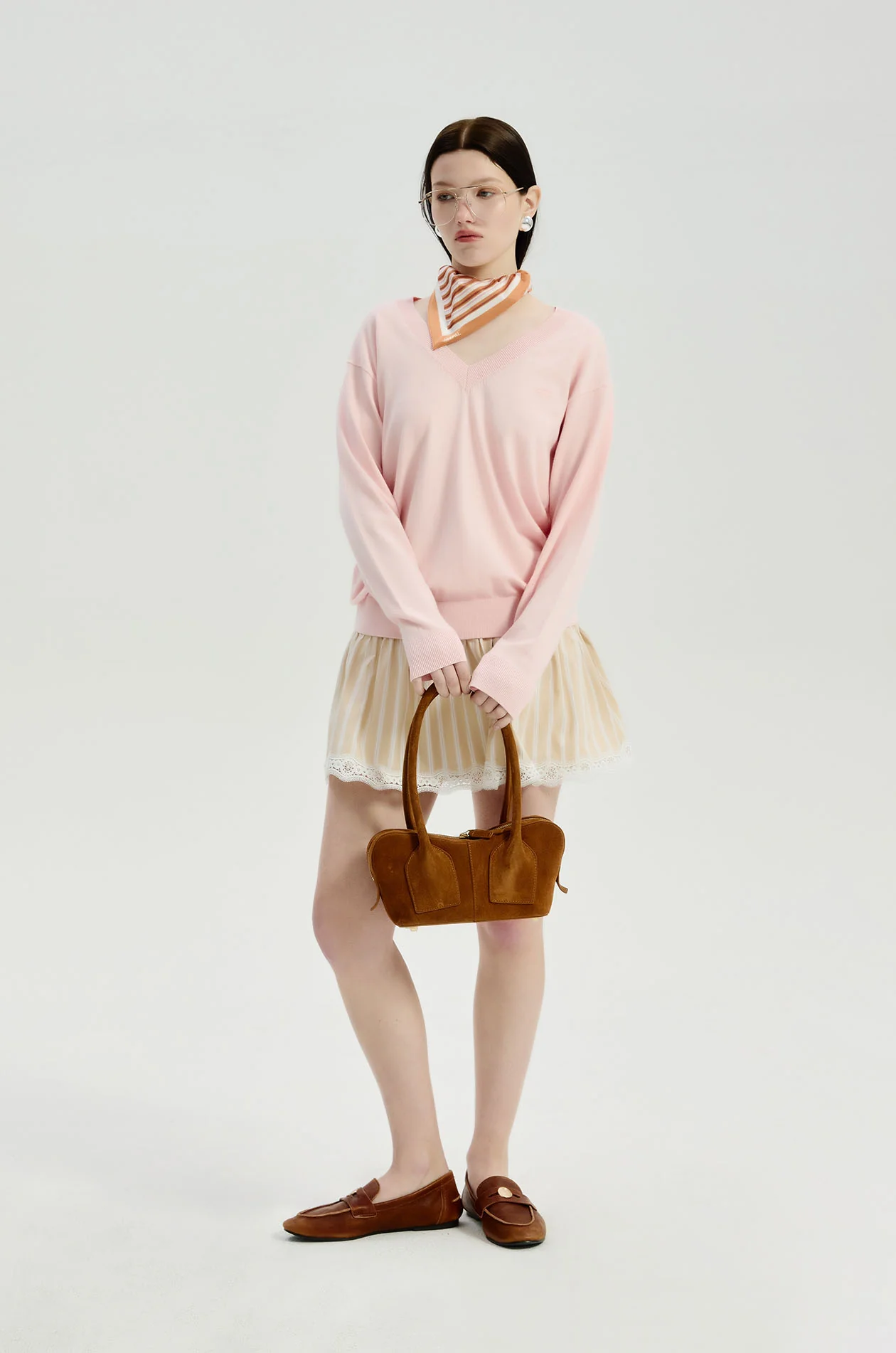 V-Neck sweater with Scarf