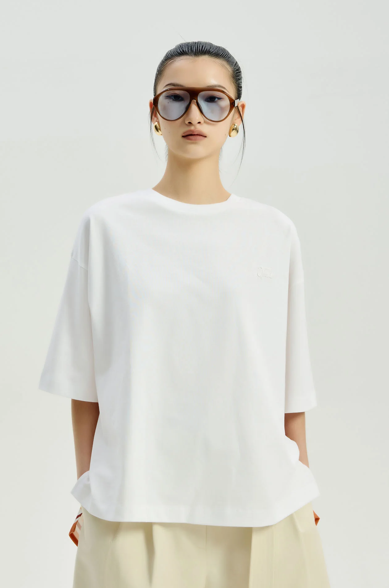 Hybrid T‑Shirt with Printed Back - Image 2