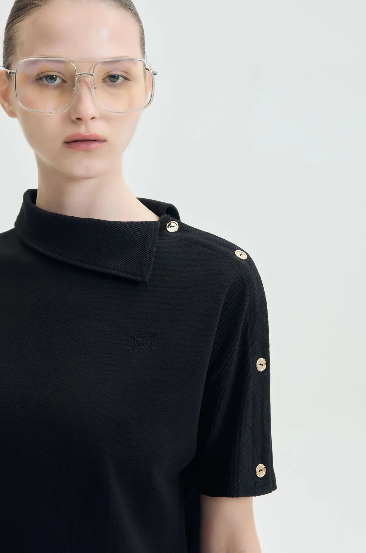 Convertible High‑Neck Piqué Top - Image 3