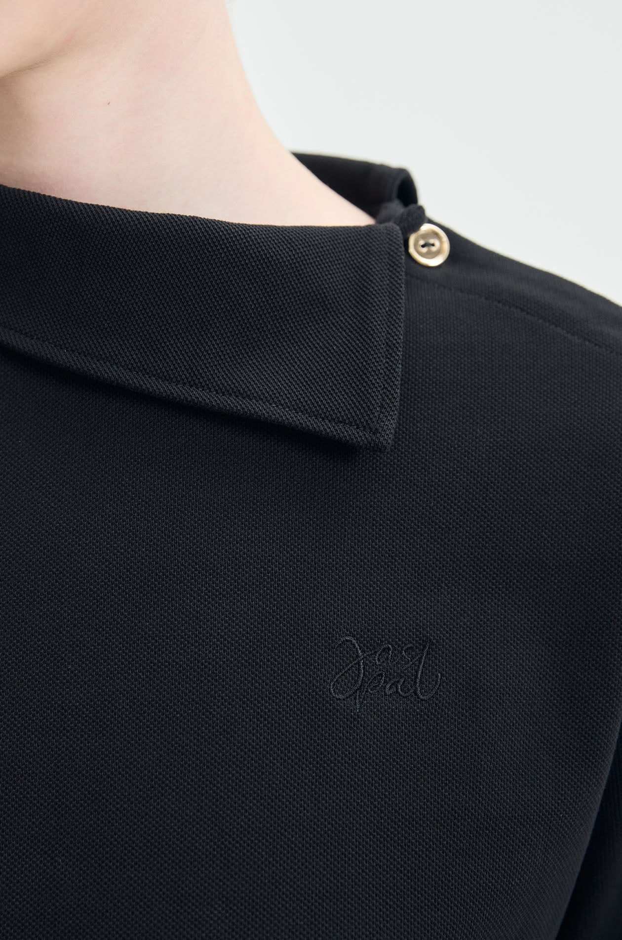Convertible High‑Neck Piqué Top - Image 4