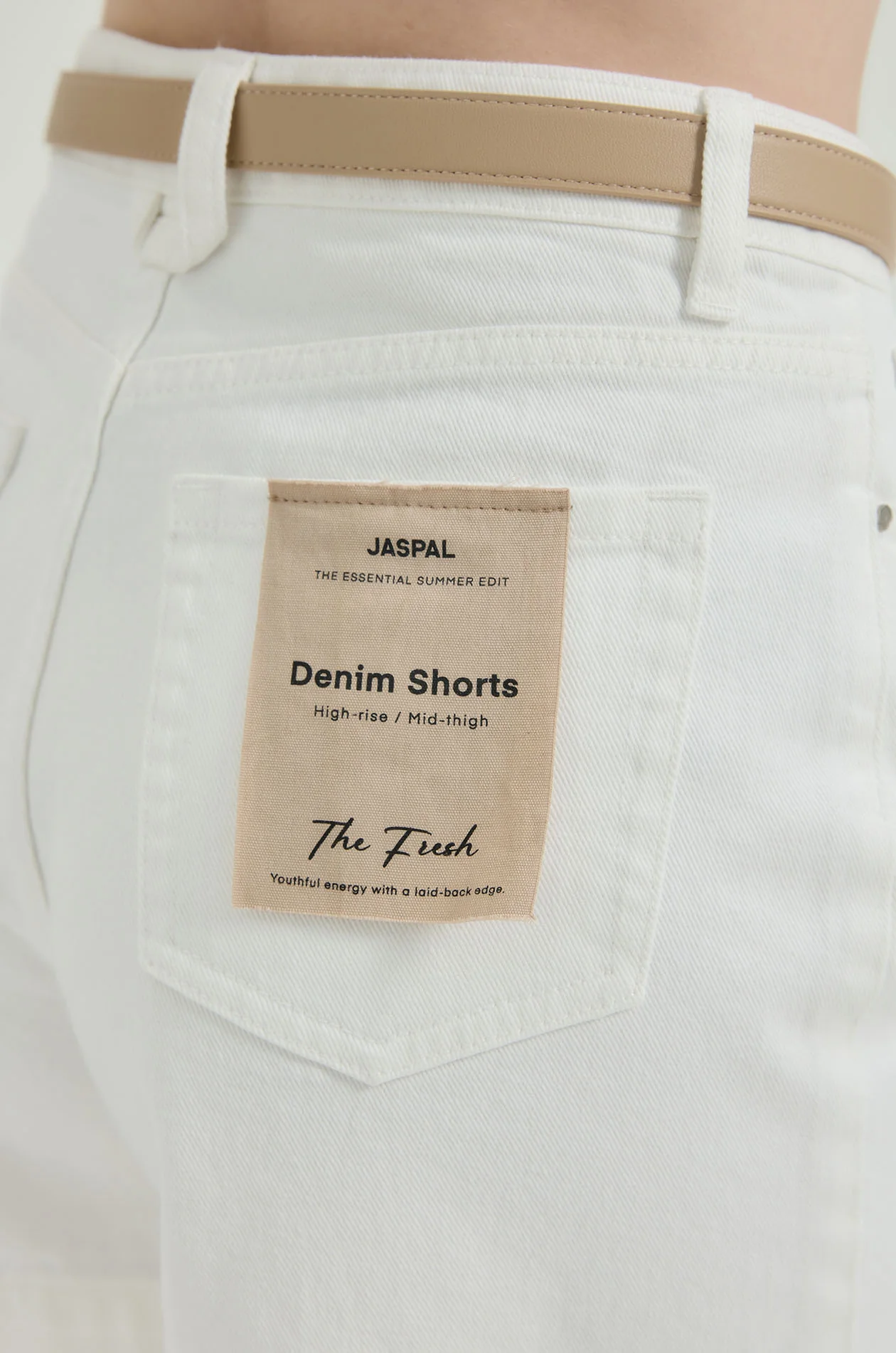 THE FRESH Denim Shorts in White with Belt - Image 4