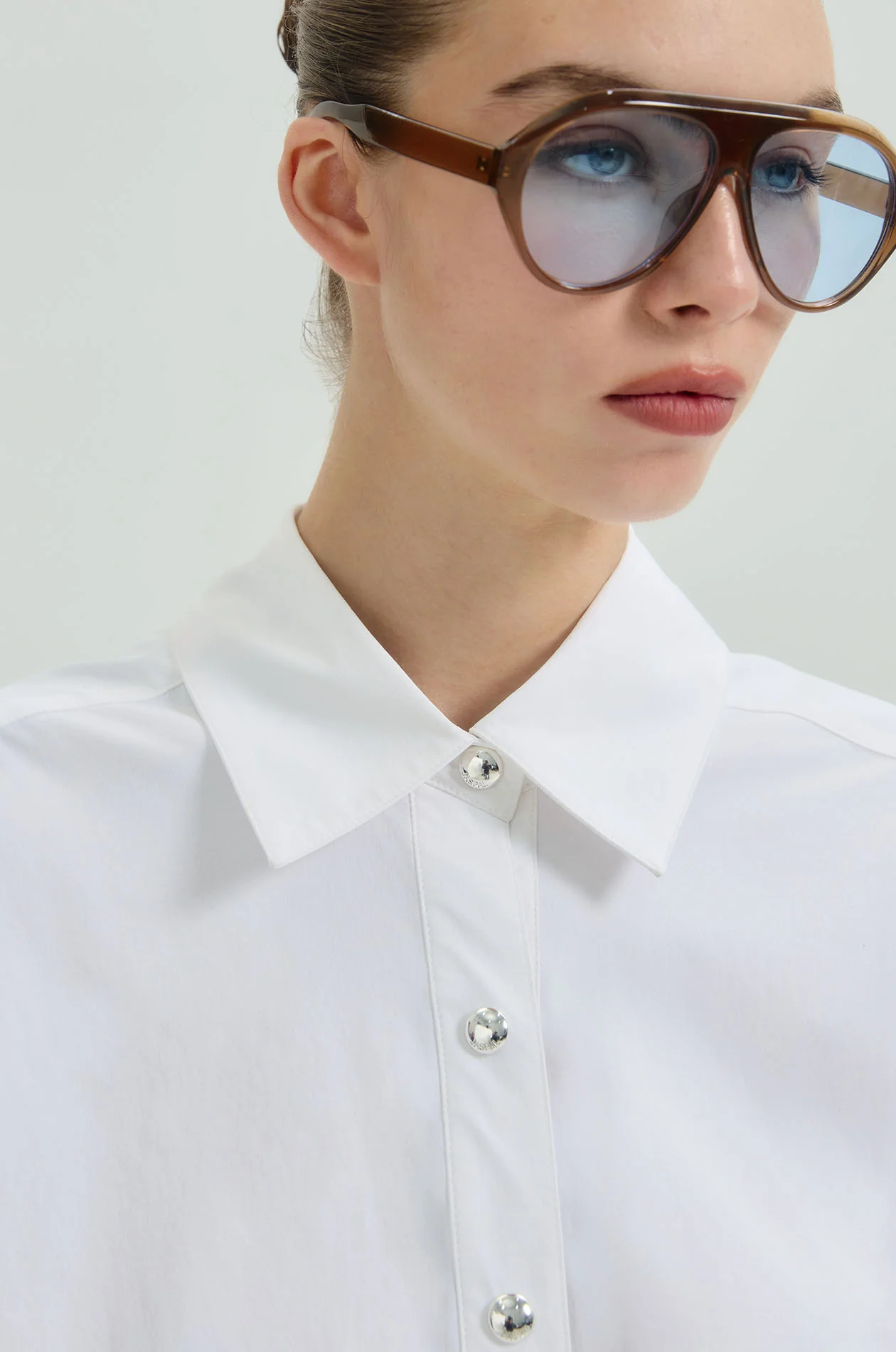Fold-Back Detailing Shirt - Image 8