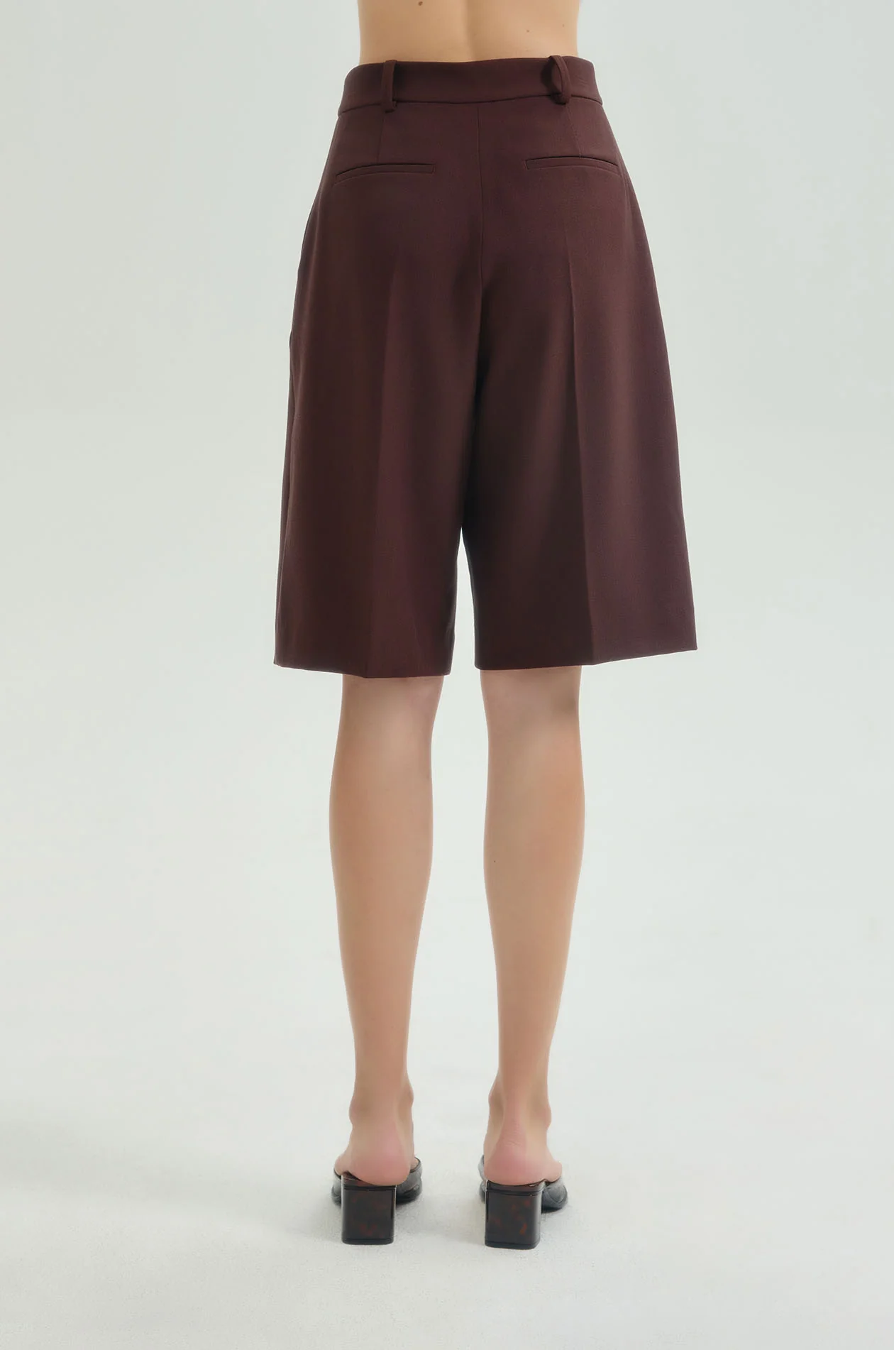 Pleated Tailored Bermuda Shorts - Image 9